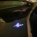 AUDI LOGO PROJECTOT LIGHTS Nr.120 (الكمية 1 = 2 Logo Films /2 أضواء الباب)