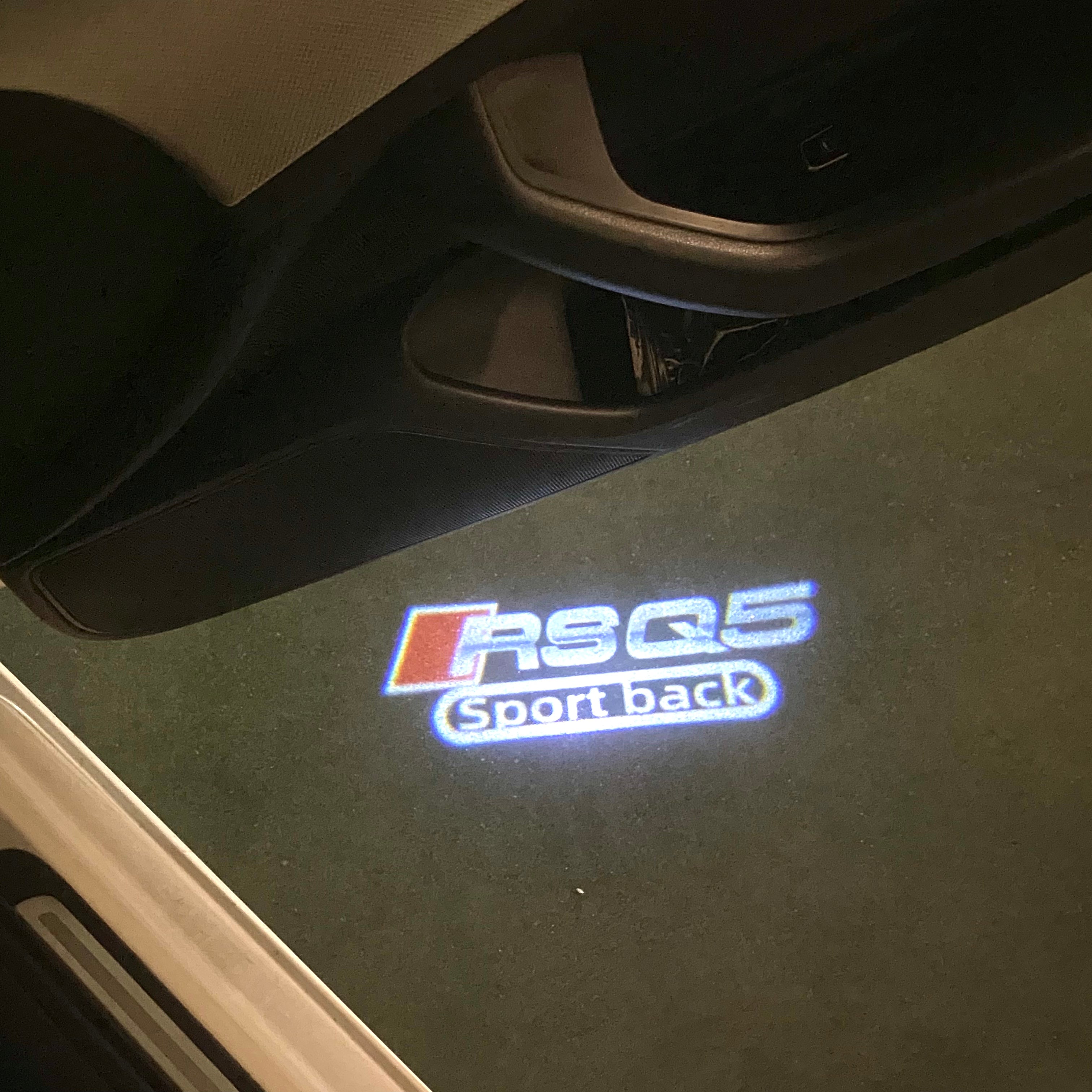 AUDI  RSQ5 LOGO PROJECTOT LIGHTS  (quantity 1 = 2 Logo Films /2 door lights）Nr.12B76