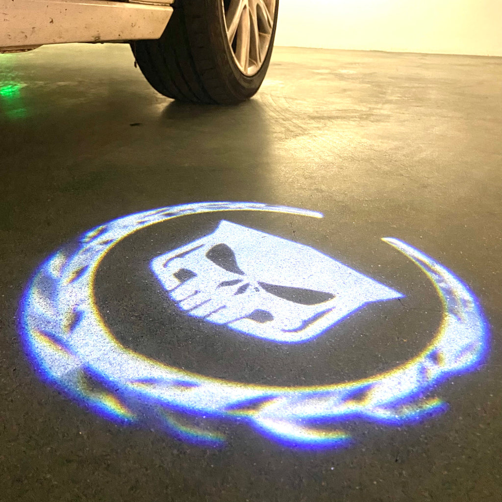 AUDI LOGO PROJECTOT LIGHTS Nr.19 (الكمية 1 = 2 Logo Films /2 أضواء الباب)