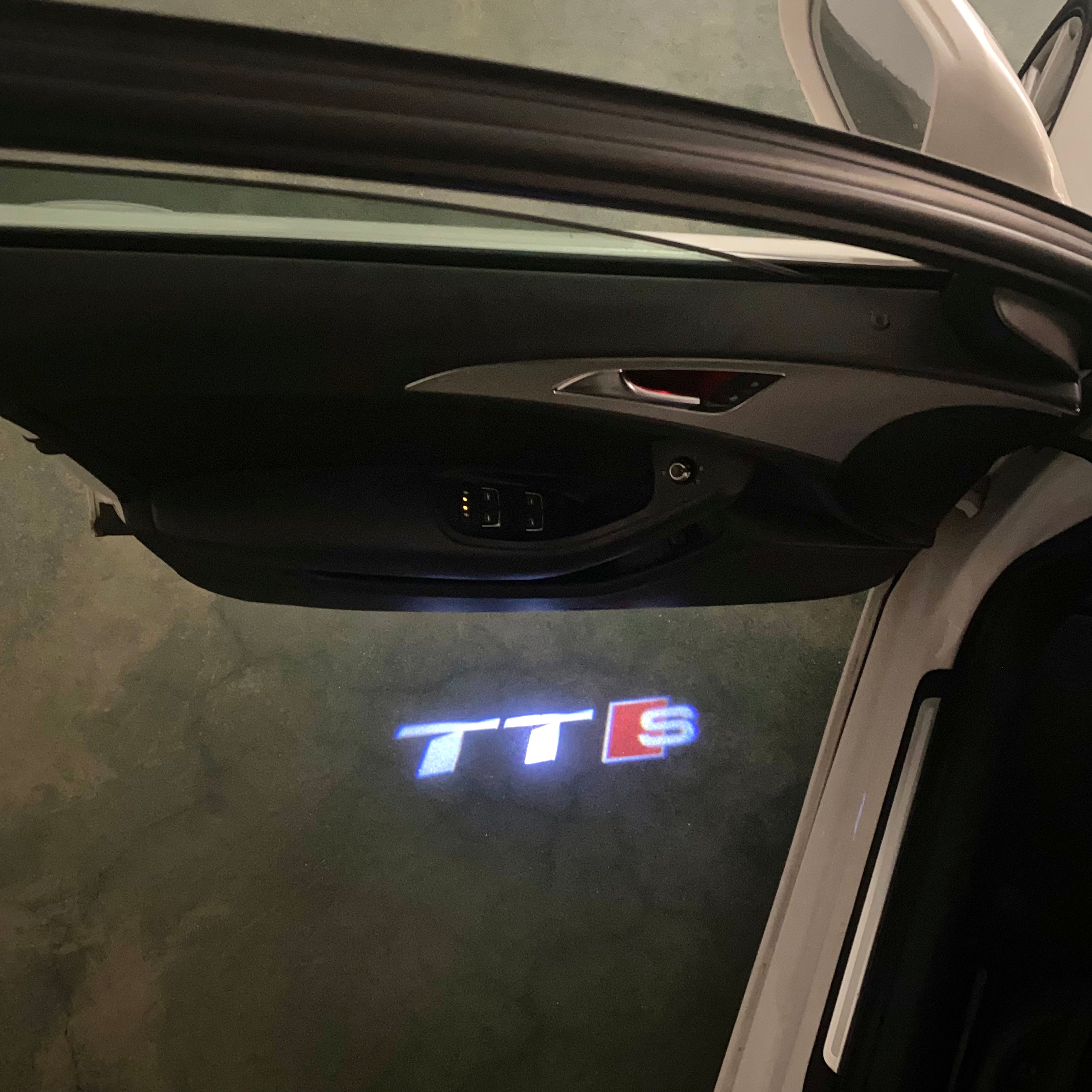 AUDI  TTS LOGO PROJECTOT LIGHTS  (quantity 1 = 2 Logo Films /2 door lights）Nr.12B59