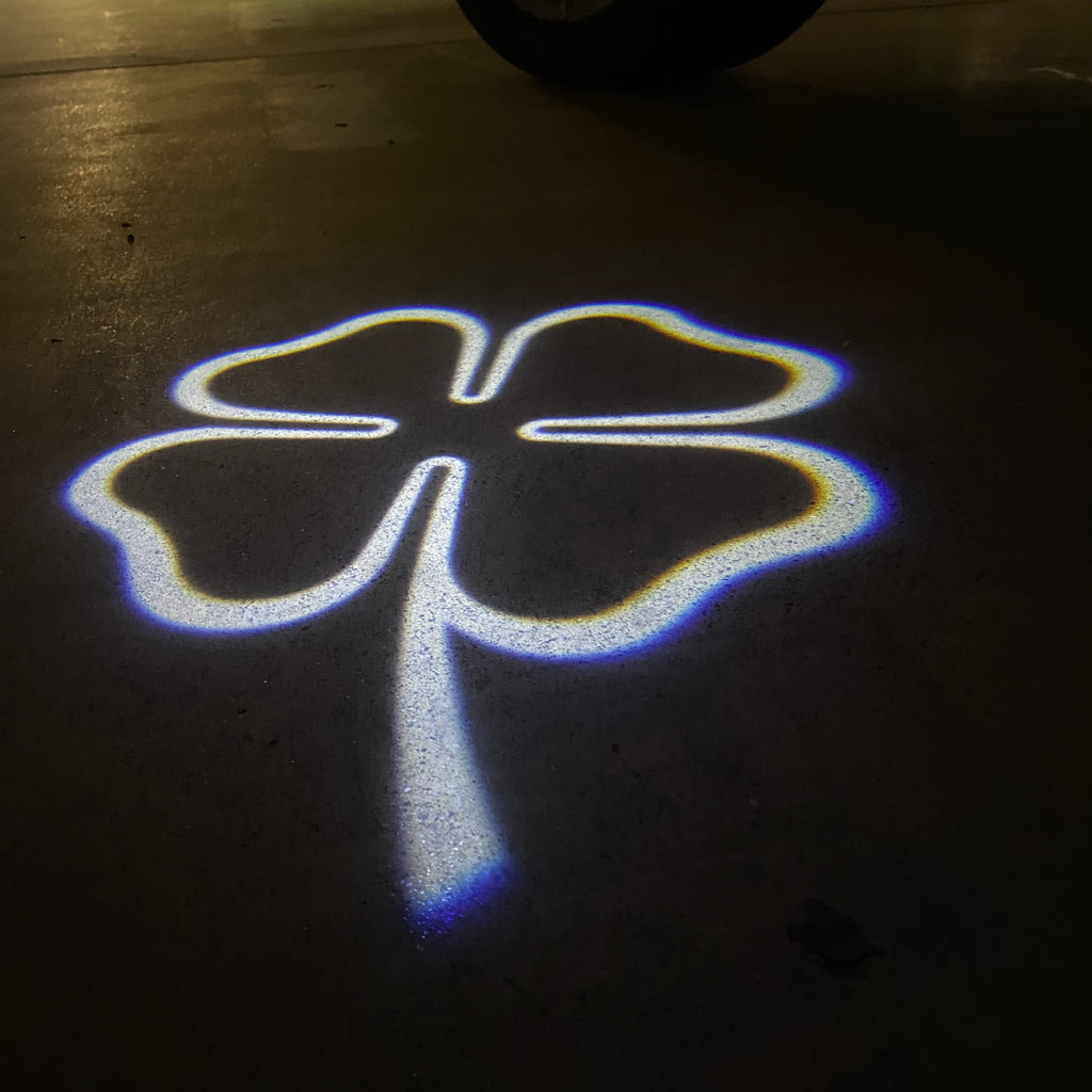 Alfa Romeo Quadrifoglio Verde LOGO PROJECTOR LIGHTS Nr.31 (quantité 1 = 2 Logo Film / 2 portes lumières)