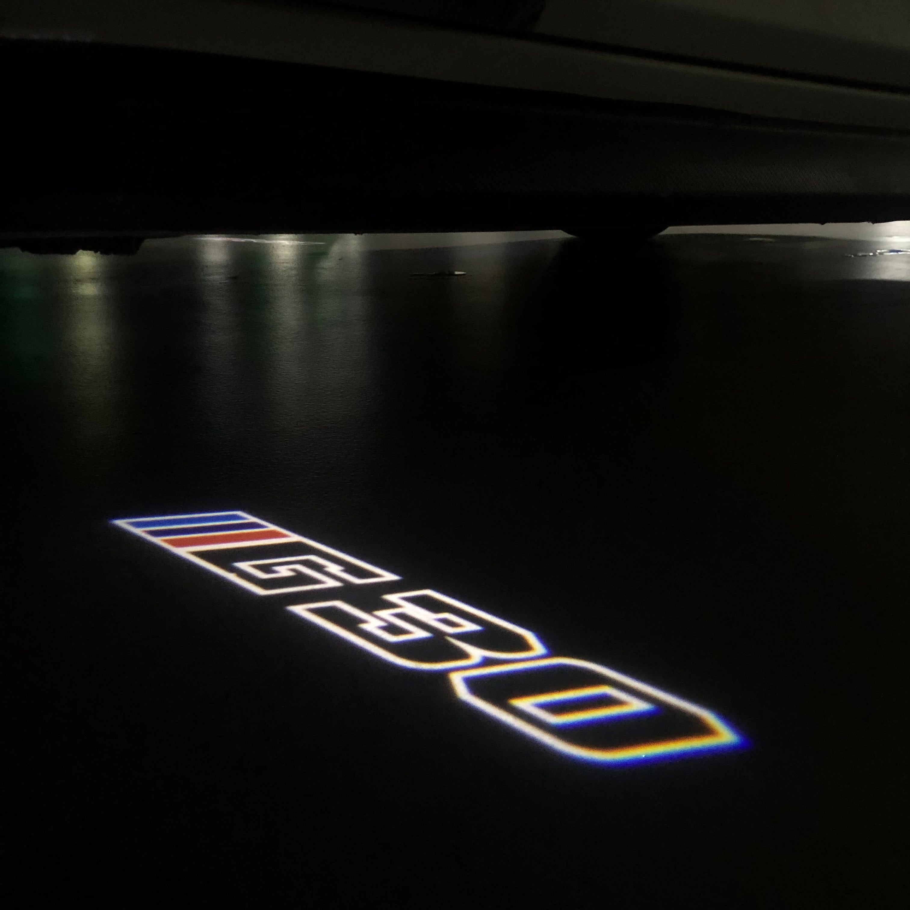 BMW M3 LOGO PROJECTOT LIGHTS Nr.24 (Menge 1 = 1 Sets/2 Türleuchten)