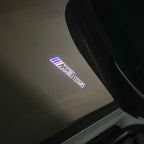 BMW M3 LOGO PROJECTOR LIGHTS Nr.24 (الكمية 1 = 1 مجموعة / 2 أضواء باب)