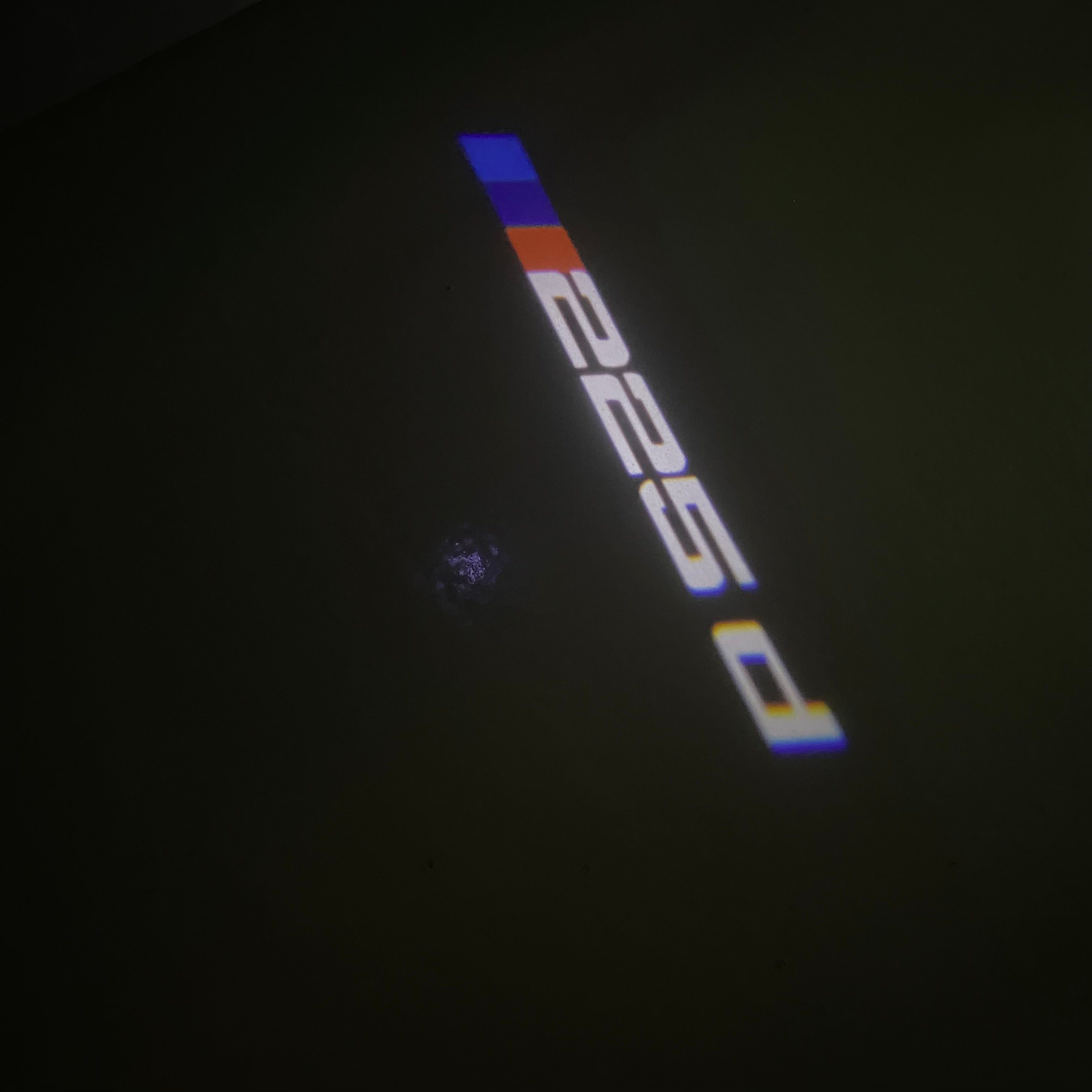 BMW M3 LOGO PROJECTOT LIGHTS Nr.24 (Menge 1 = 1 Sets/2 Türleuchten)
