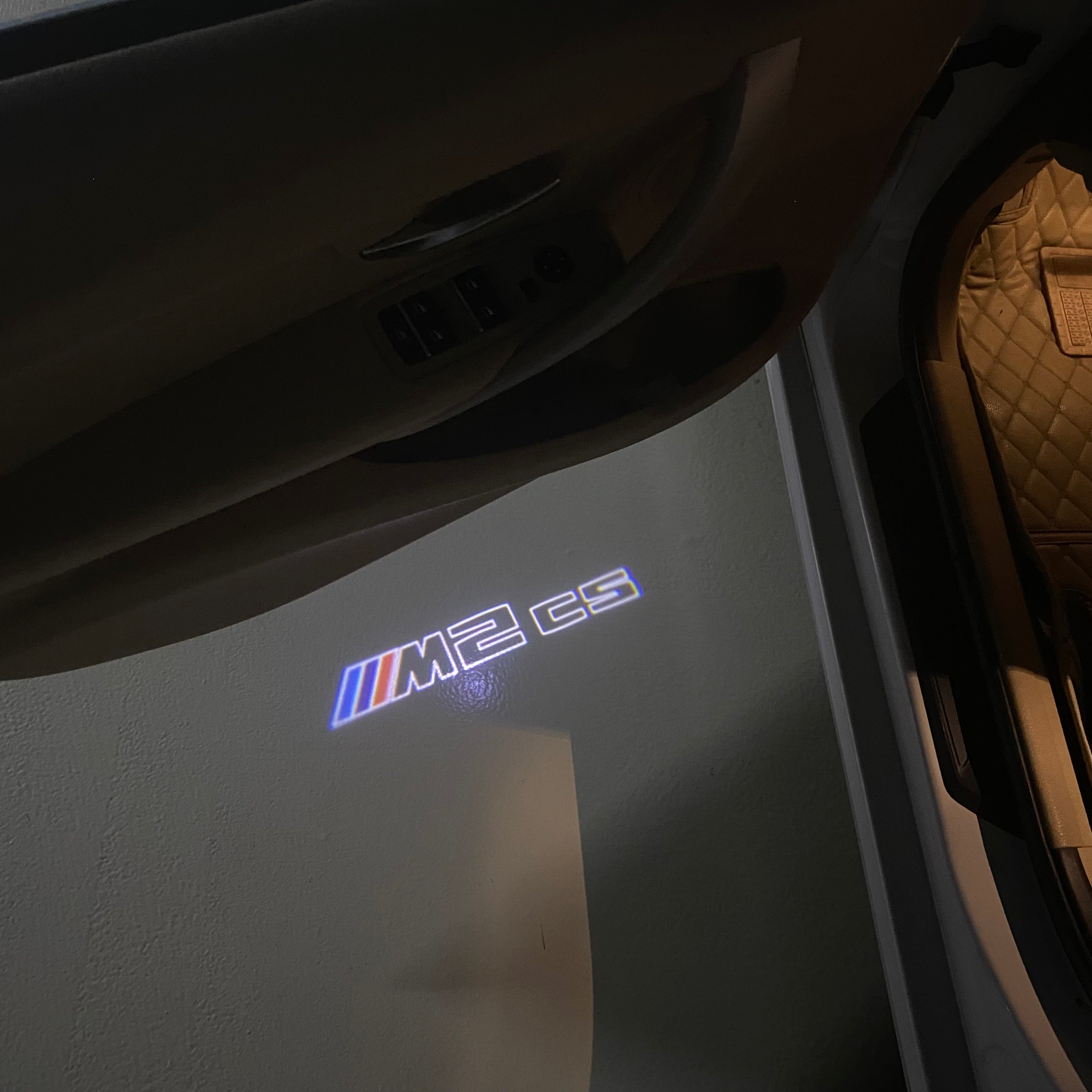 BMW M3 LOGO PROJECTOT LIGHTS Nr.24 (quantità 1 = 1 set/2 luci porta)