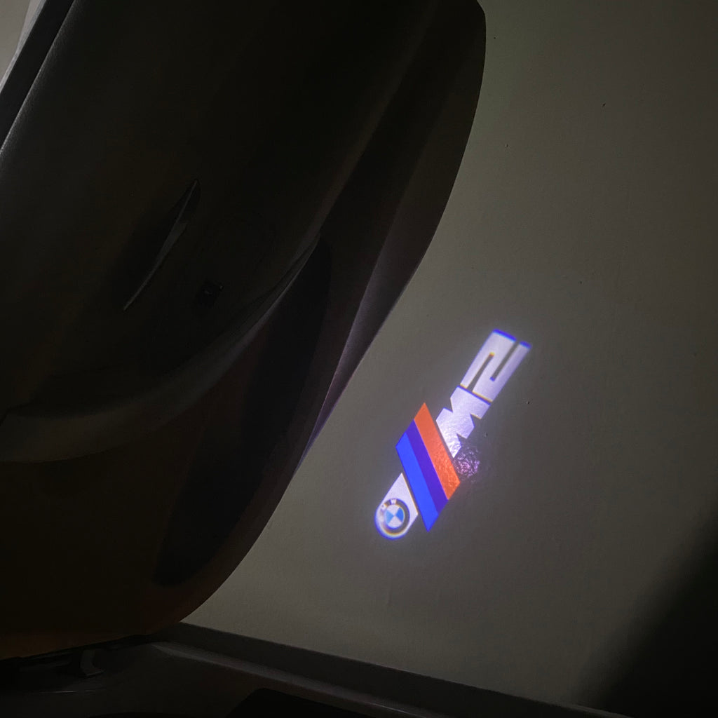 BMW M3 LOGO PROJECTOT LIGHTS Nr.24 (Menge 1 = 1 Sets/2 Türleuchten)