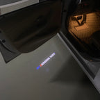 BMW M3 LOGO PROJECTOR LIGHTS Nr.24 (الكمية 1 = 1 مجموعة / 2 أضواء باب)