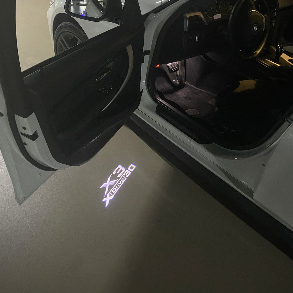 ÉCLAIRAGE DE PROJECTEUR BMW M3 LOGO Nr.24 (quantité 1 = 1 jeux / 2 feux de porte)