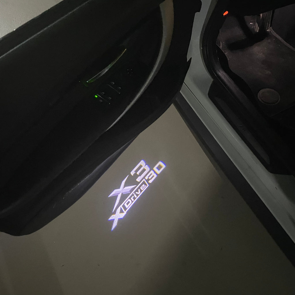 ÉCLAIRAGE DE PROJECTEUR BMW M3 LOGO Nr.24 (quantité 1 = 1 jeux / 2 feux de porte)
