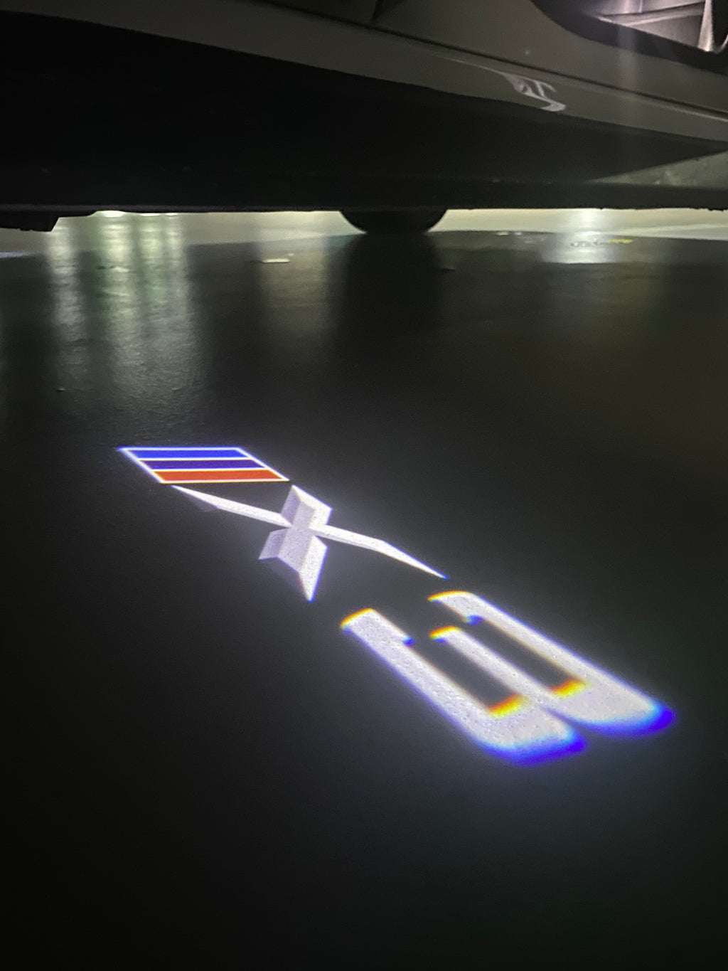 BMW M3 LOGO PROJECTOT LIGHTS Nr.24 (Menge 1 = 1 Sets/2 Türleuchten)