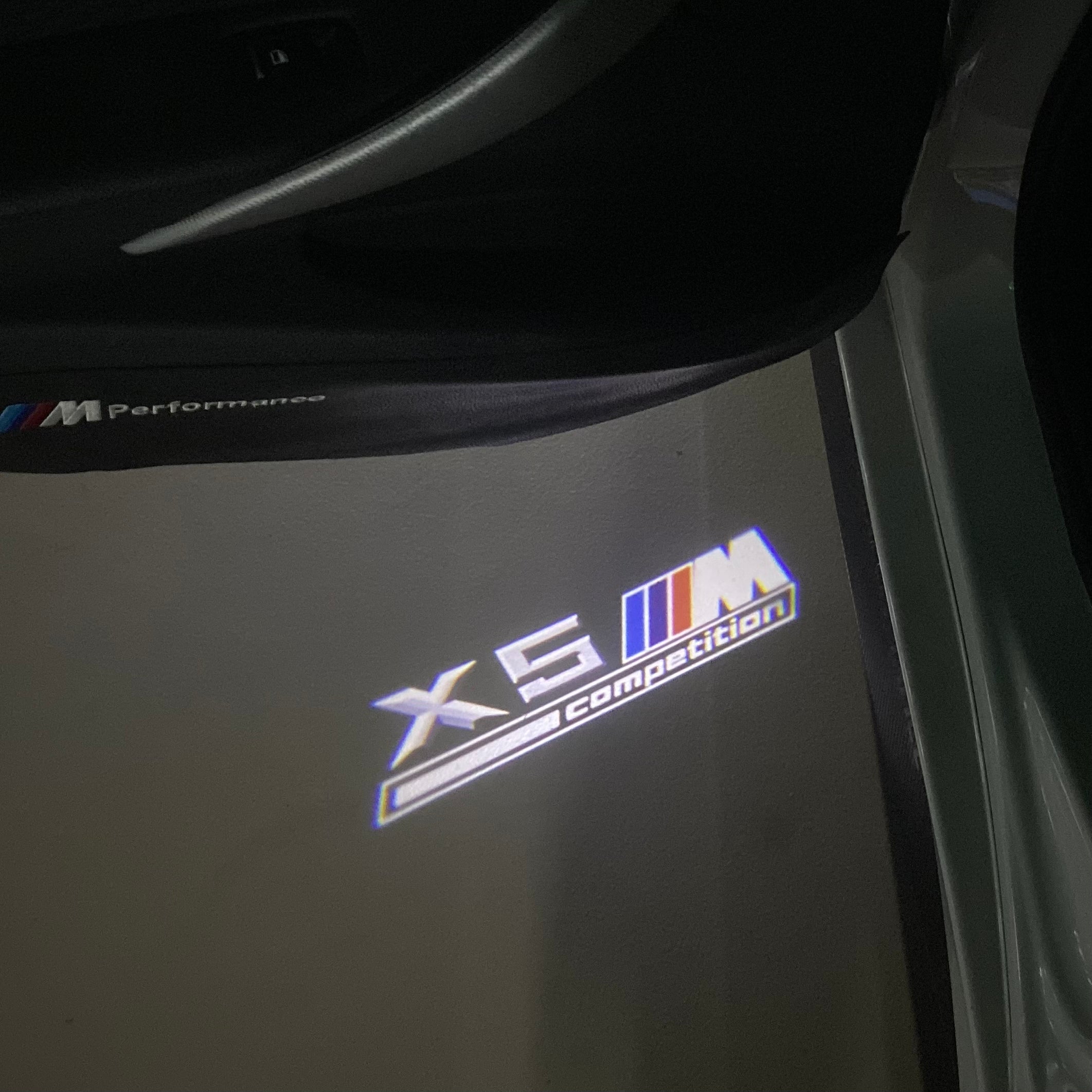 BMW X5M  LOGO PROJECTOT LIGHTS (quantity 1 = 1 sets/2 door lights) Nr.6024q0t049