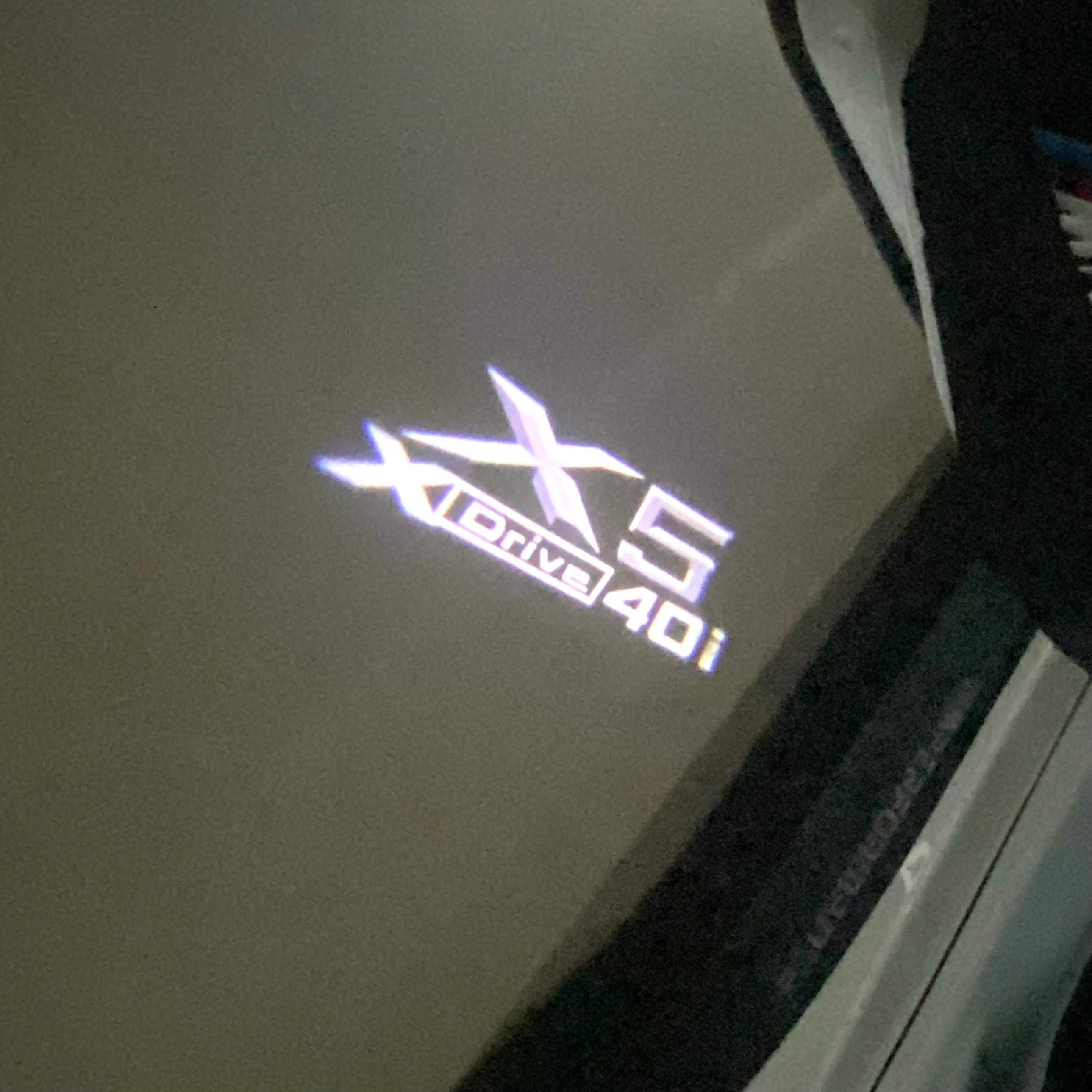 BMW X5 Xdrive 40i LOGO PROJECTOT LIGHTS (quantity 1 = 1 sets/2 door lights) Nr.6024q0t061