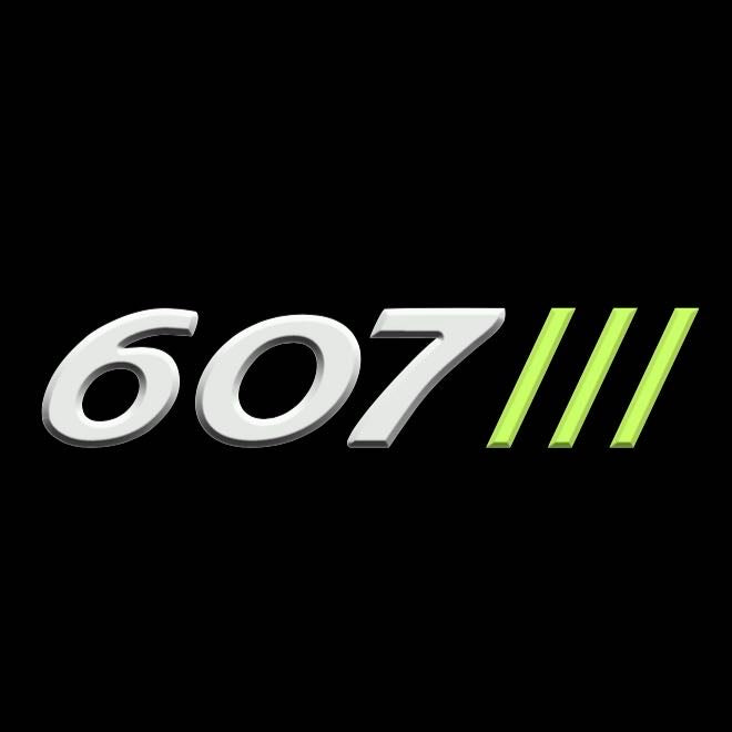 BMW M3 LOGO PROJECTOR LIGHTS Nr.24 (الكمية 1 = 1 مجموعة / 2 أضواء باب)