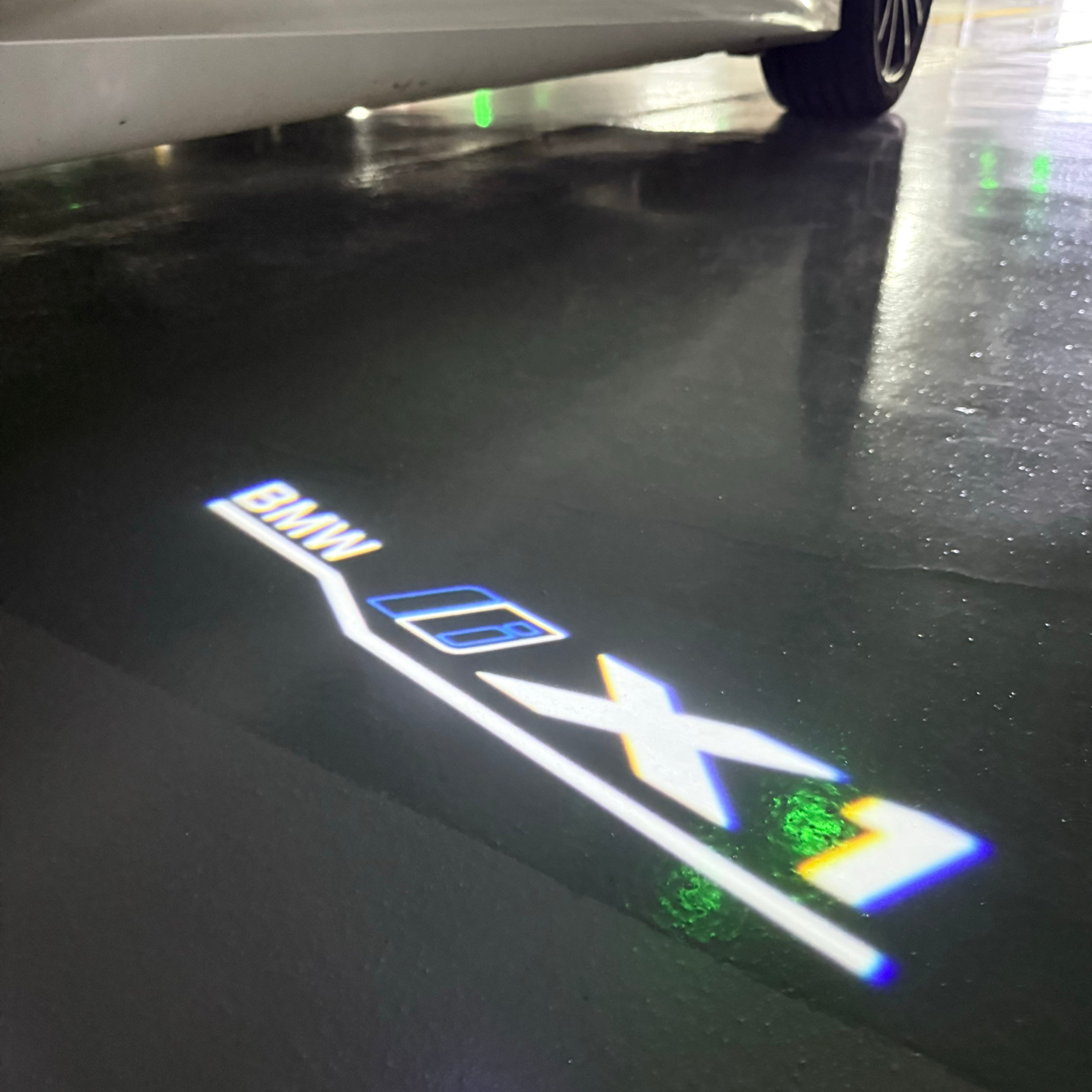 ÉCLAIRAGE DE PROJECTEUR BMW M3 LOGO Nr.24 (quantité 1 = 1 jeux / 2 feux de porte)