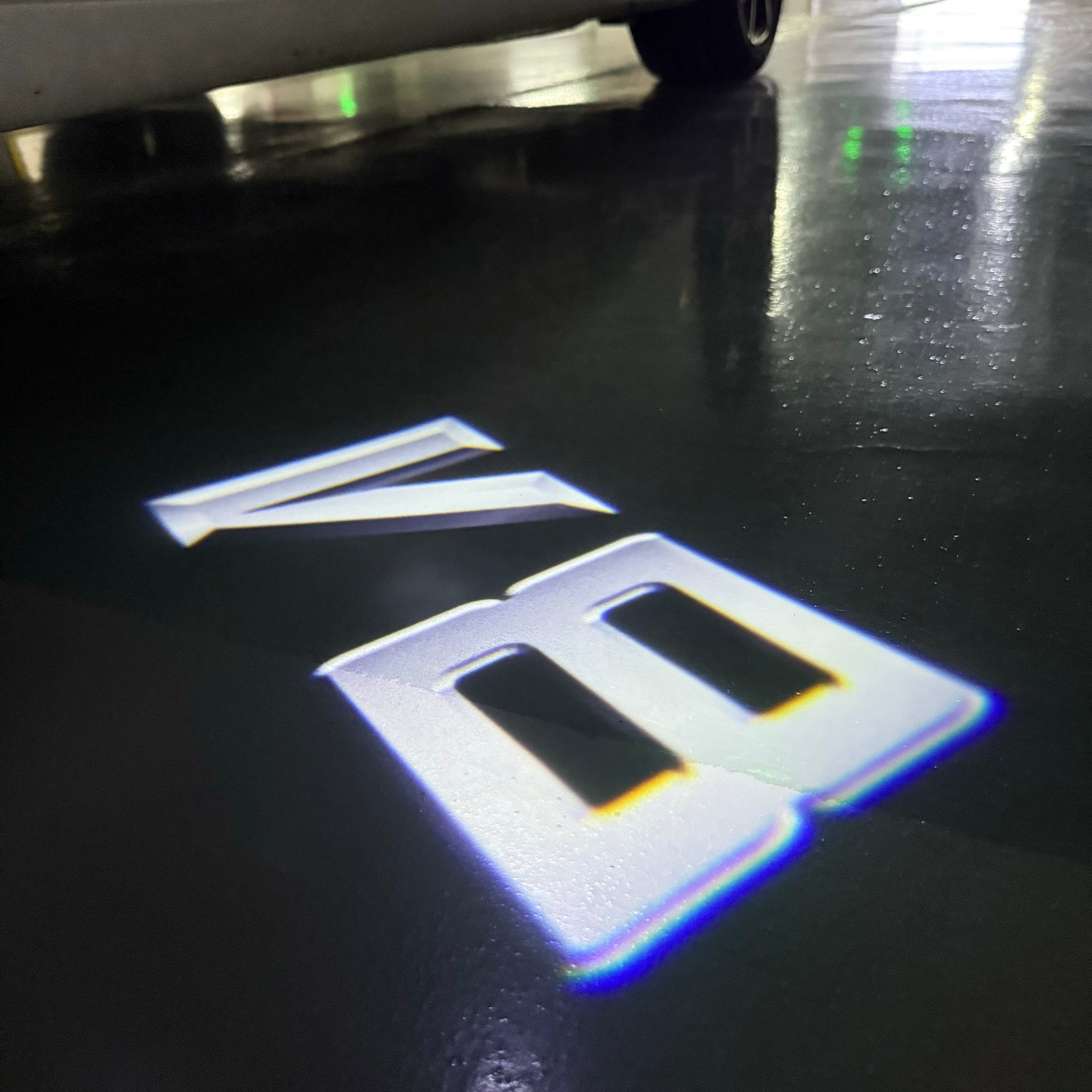 BMW M3 LOGO PROJECTOR LIGHTS Nr.24 (الكمية 1 = 1 مجموعة / 2 أضواء باب)