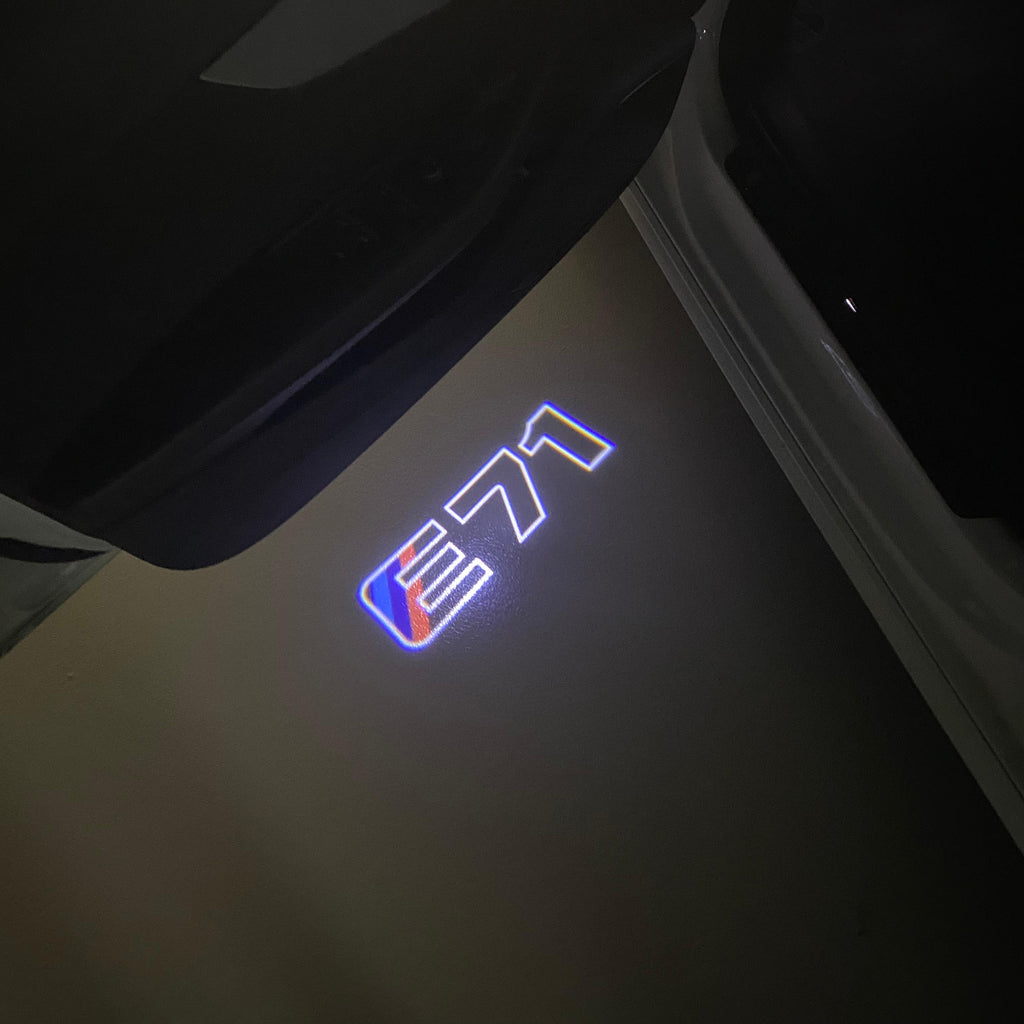 ÉCLAIRAGE DE PROJECTEUR BMW M3 LOGO Nr.24 (quantité 1 = 1 jeux / 2 feux de porte)