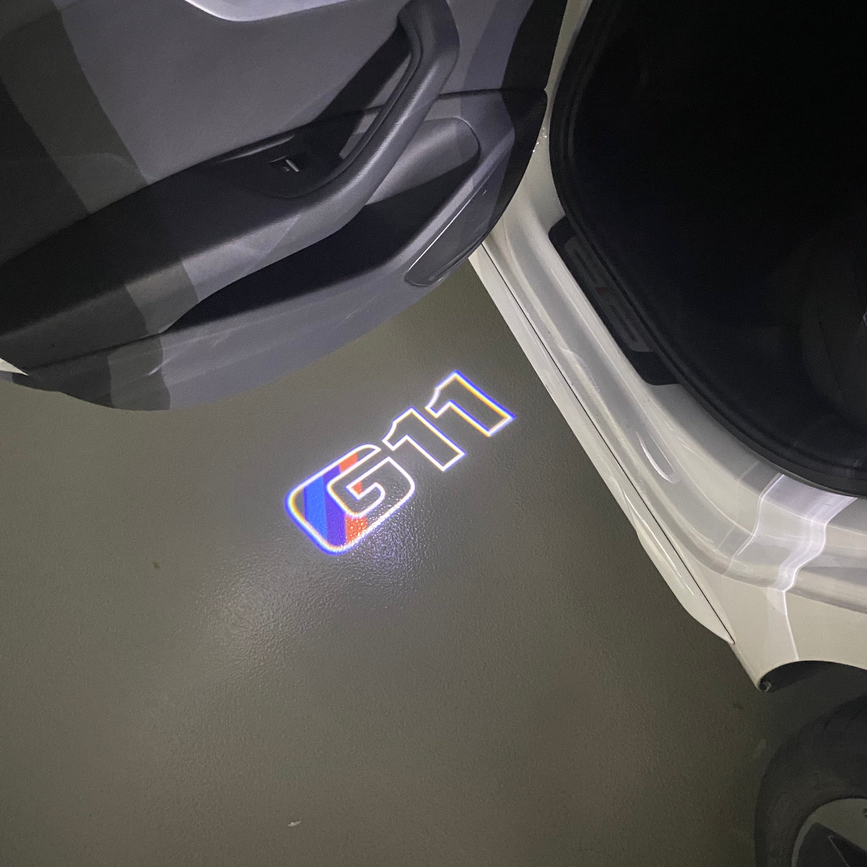 ÉCLAIRAGE DE PROJECTEUR BMW M3 LOGO Nr.24 (quantité 1 = 1 jeux / 2 feux de porte)