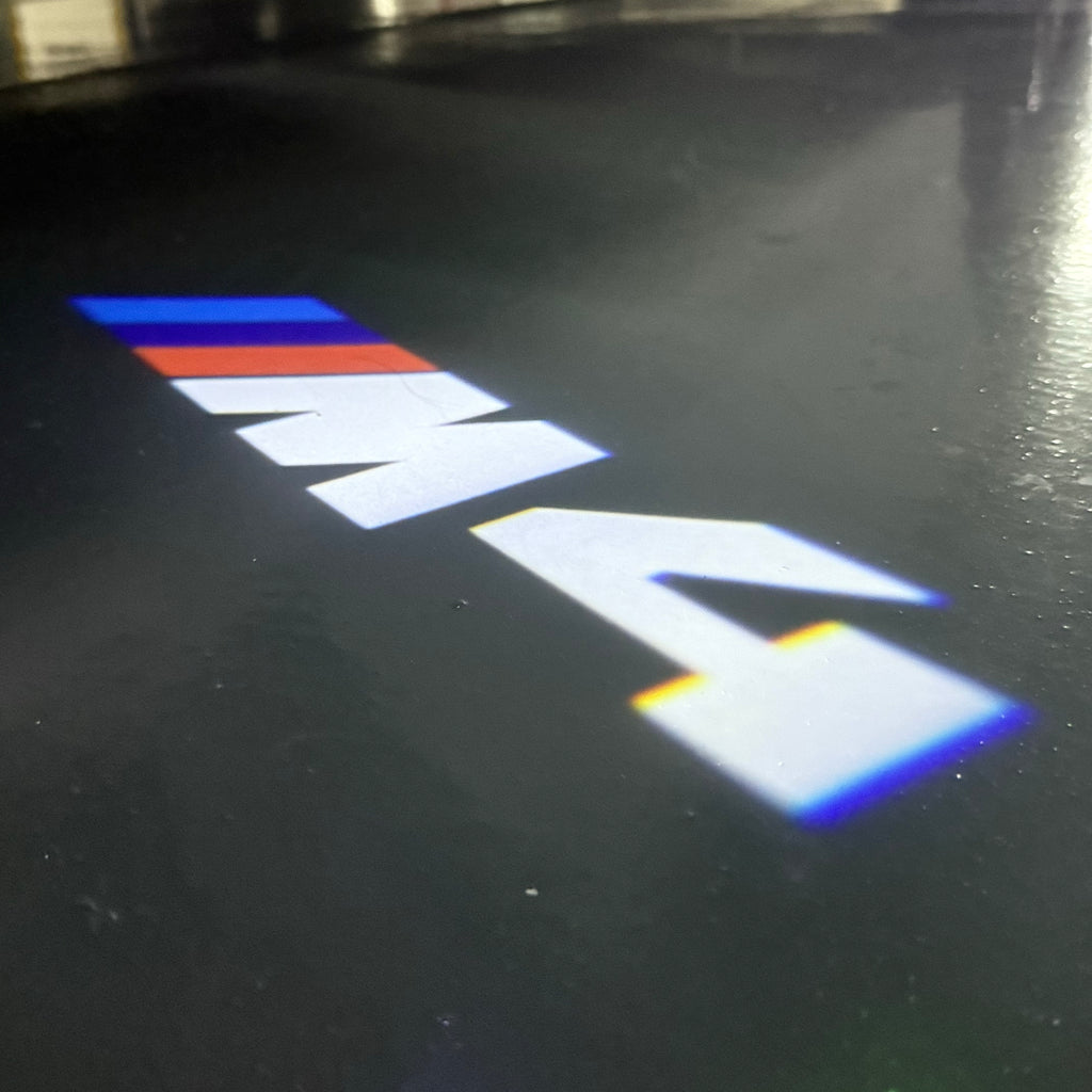 BMW M3 LOGO PROJECTOT LIGHTS Nr.24 (quantità 1 = 1 set/2 luci porta)