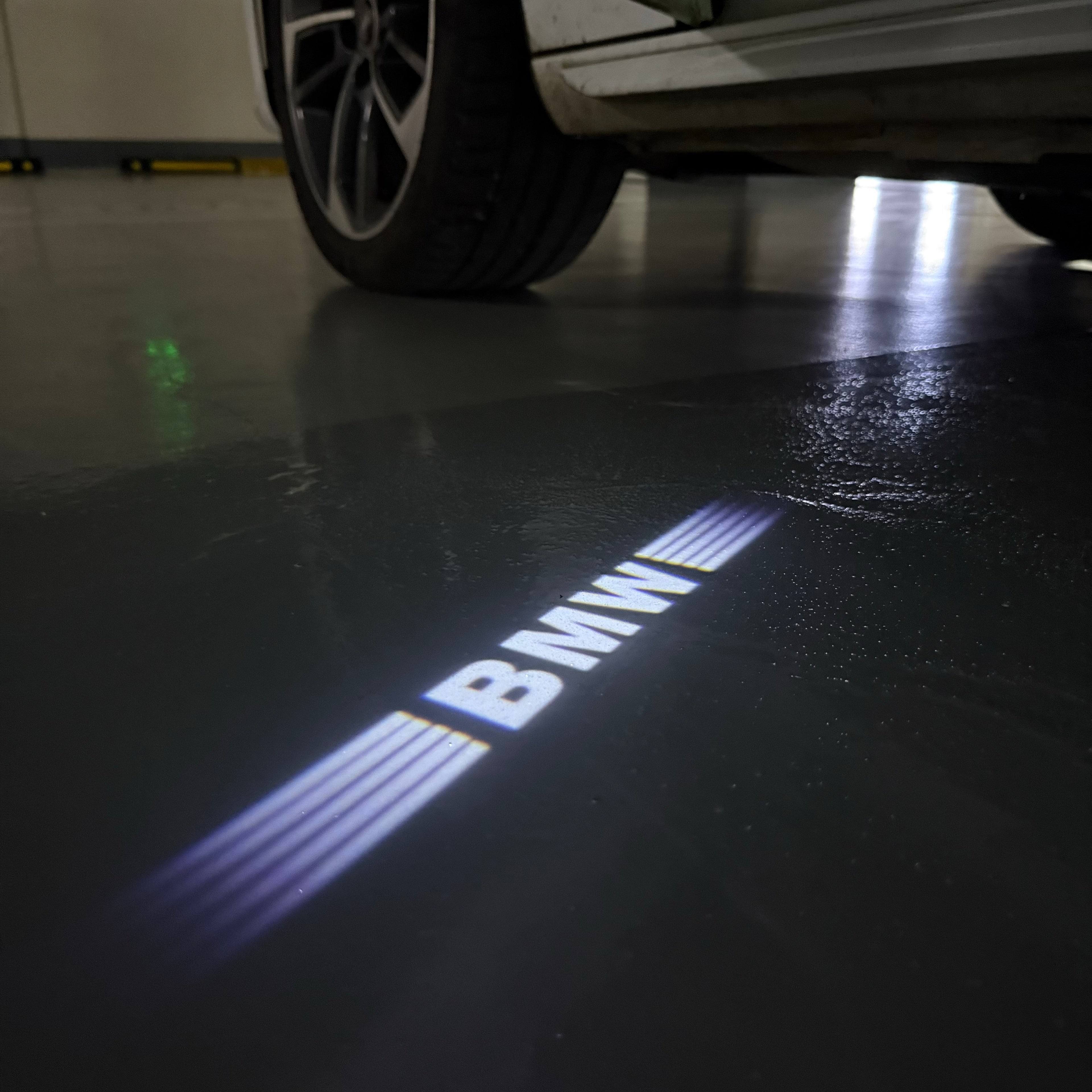 BMW LOGO PROJECTOT LIGHTS Nr.01 (quantité 1 = 1 ensemble/2 feux de porte)