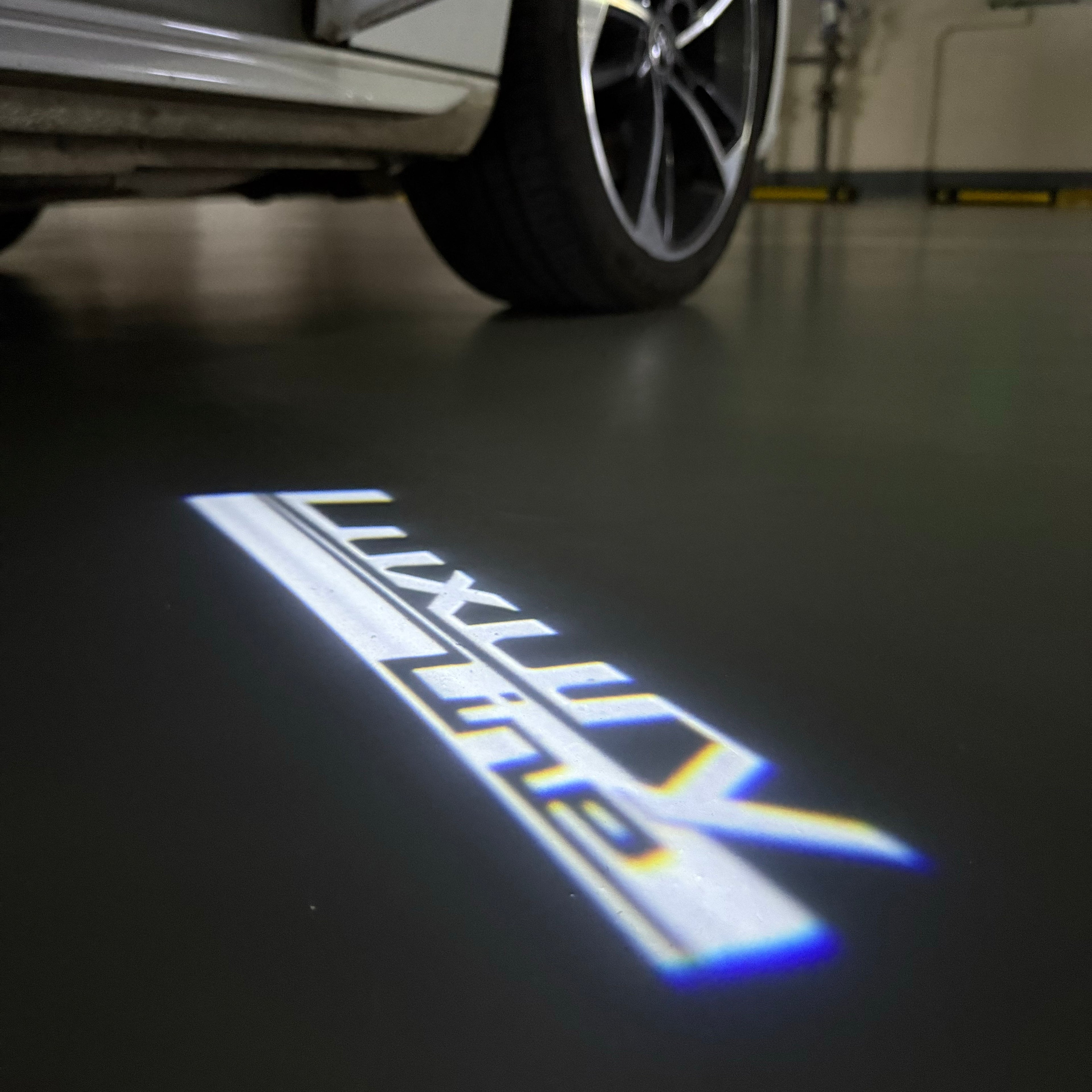 LUCES DE PROYECTOR DEL LOGOTIPO BMW M3 Nr.24 (cantidad 1 = 1 juegos / 2 luces de puerta)