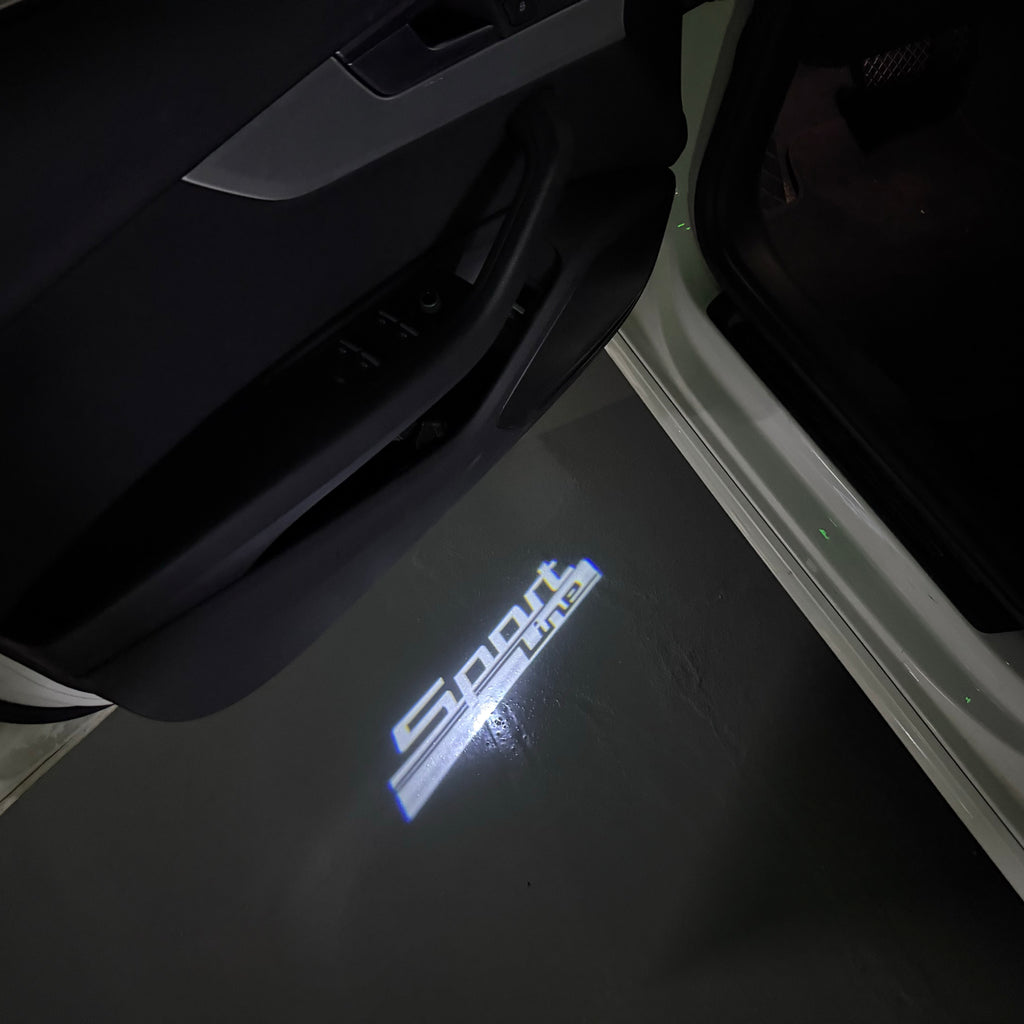 BMW M3 LOGO PROJECTOR LIGHTS Nr.24 (الكمية 1 = 1 مجموعة / 2 أضواء باب)