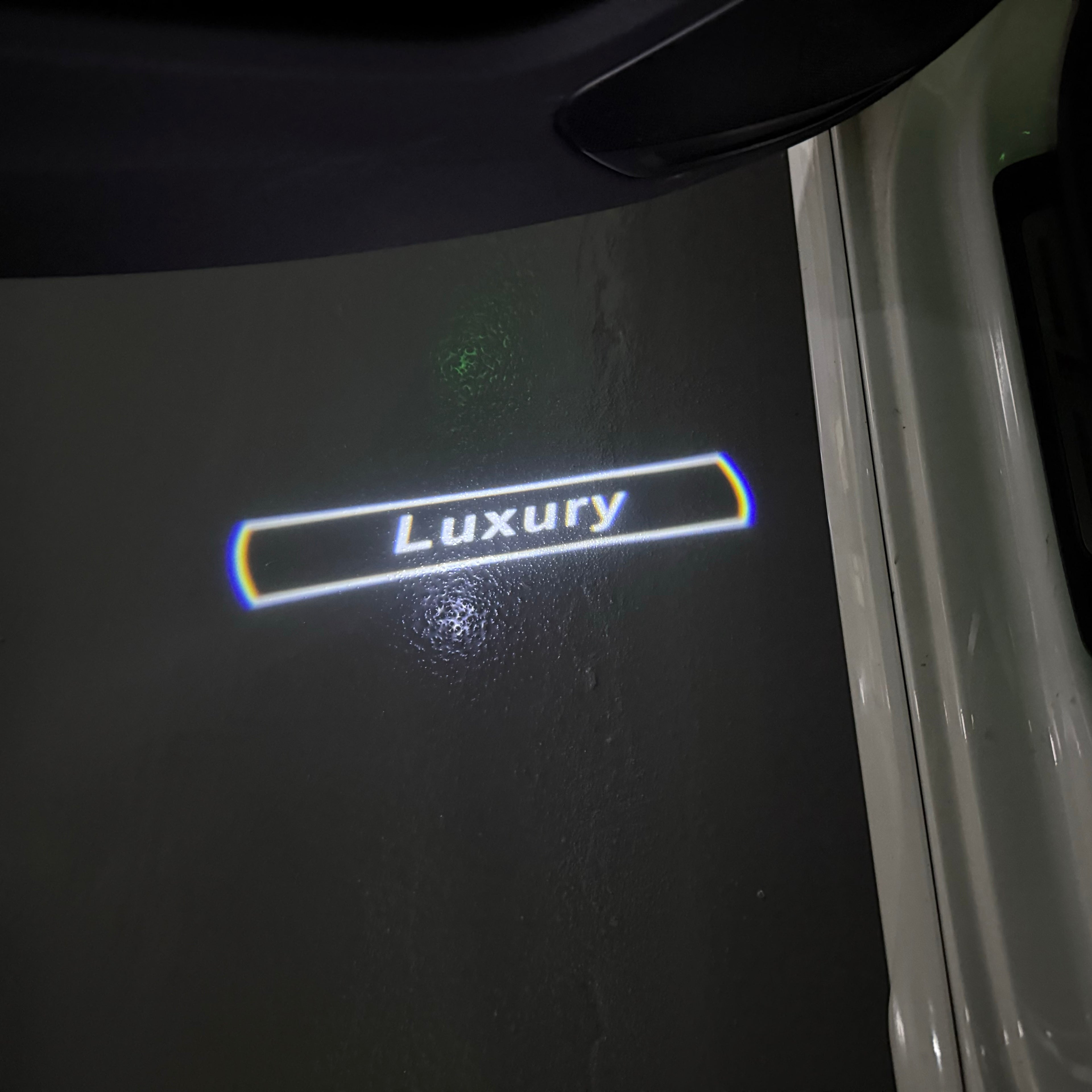 BMW M3 LOGO PROJECTOR LIGHTS Nr.24 (الكمية 1 = 1 مجموعة / 2 أضواء باب)