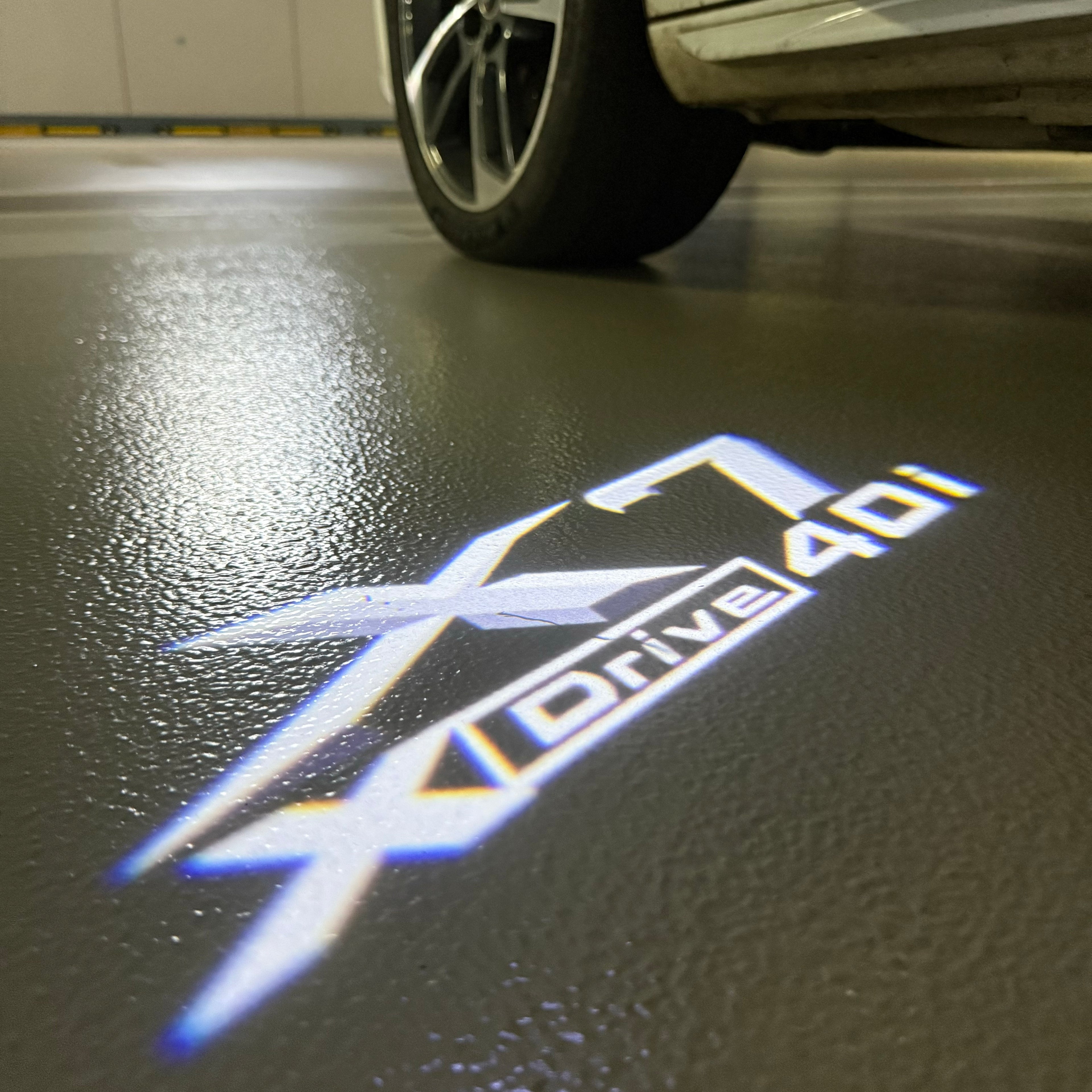 LUCES DE PROYECTOR DEL LOGOTIPO BMW M3 Nr.24 (cantidad 1 = 1 juegos / 2 luces de puerta)