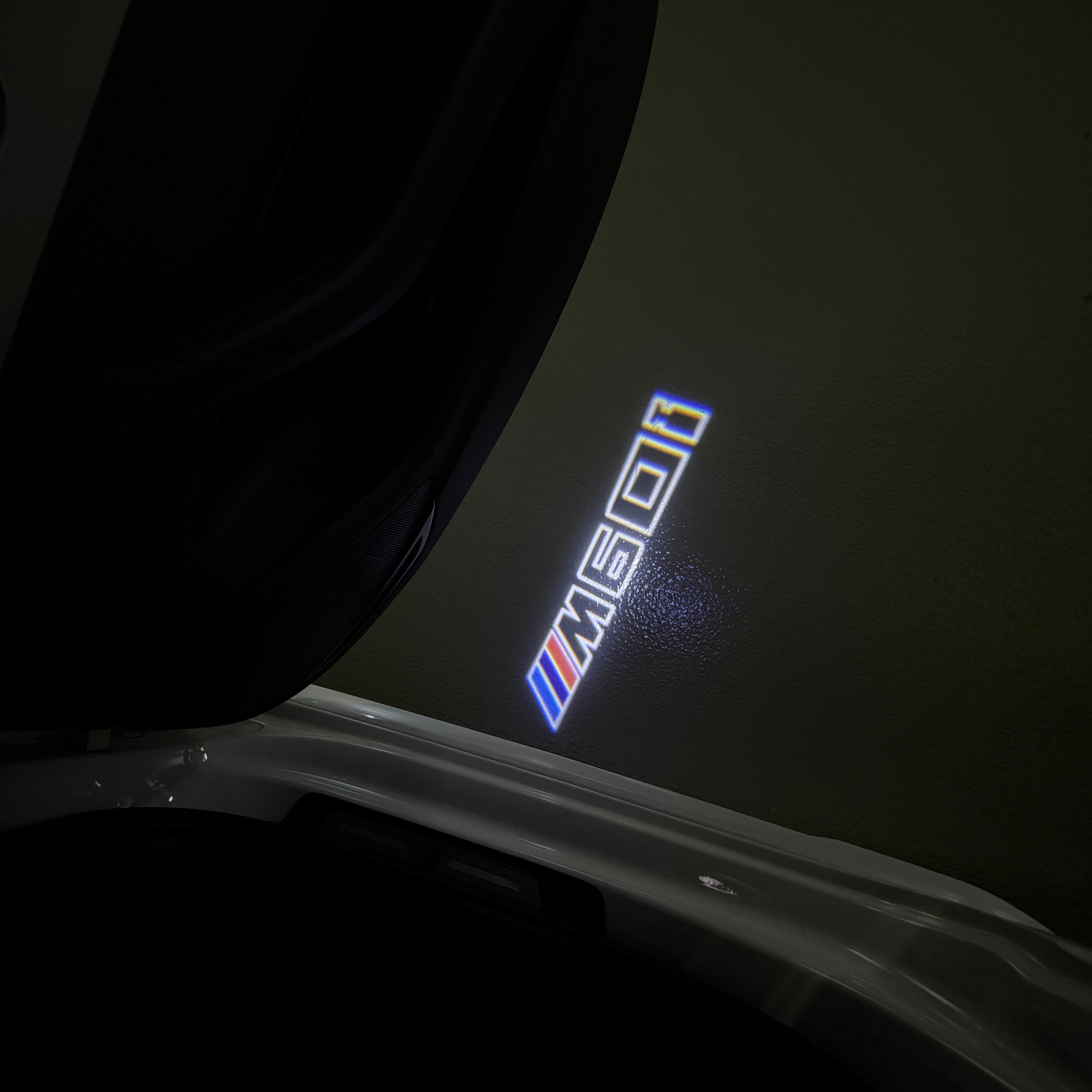 BMW M3 LOGO PROJECTOT LIGHTS Nr.24 (Menge 1 = 1 Sets/2 Türleuchten)