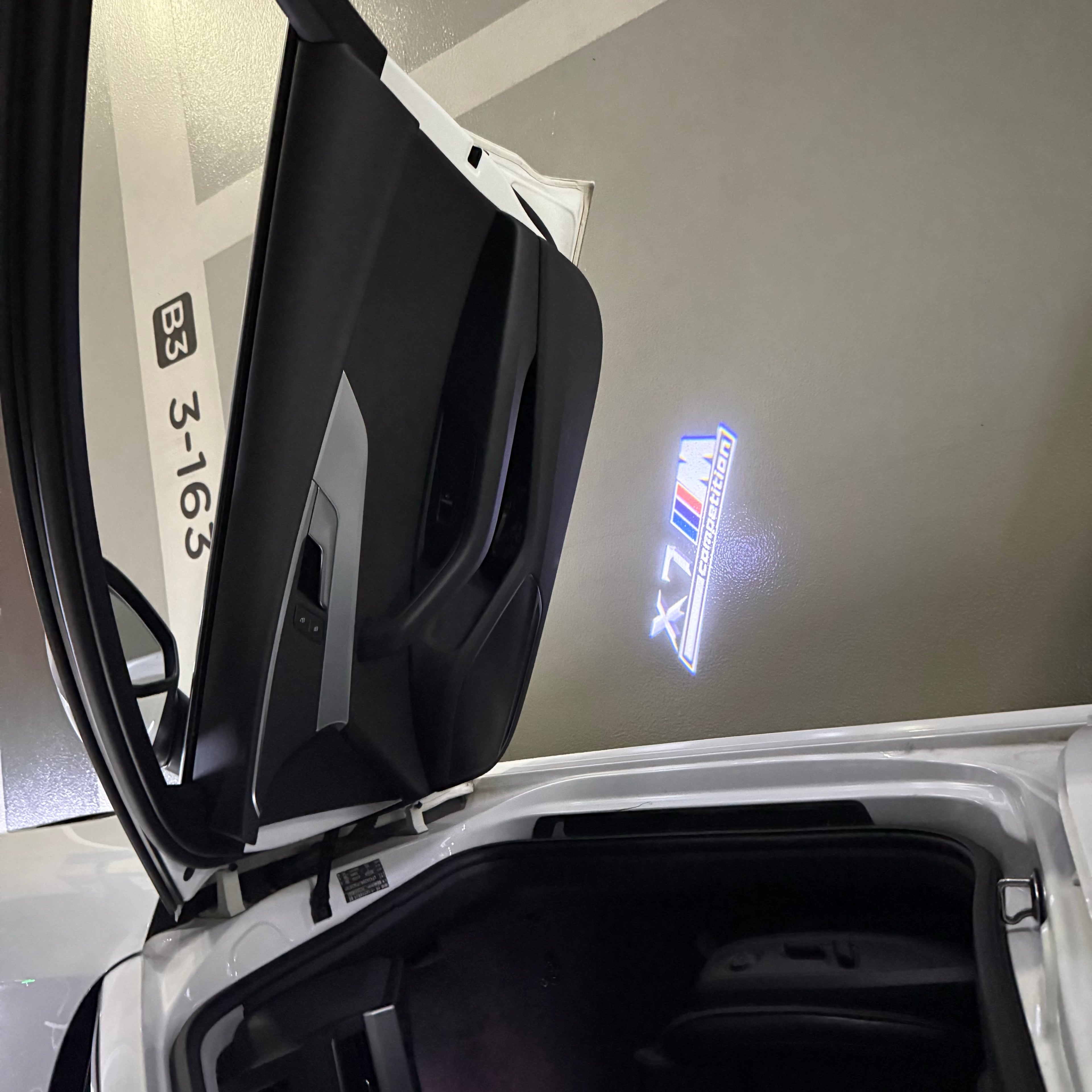LUCES DE PROYECTOR DEL LOGOTIPO BMW M3 Nr.24 (cantidad 1 = 1 juegos / 2 luces de puerta)