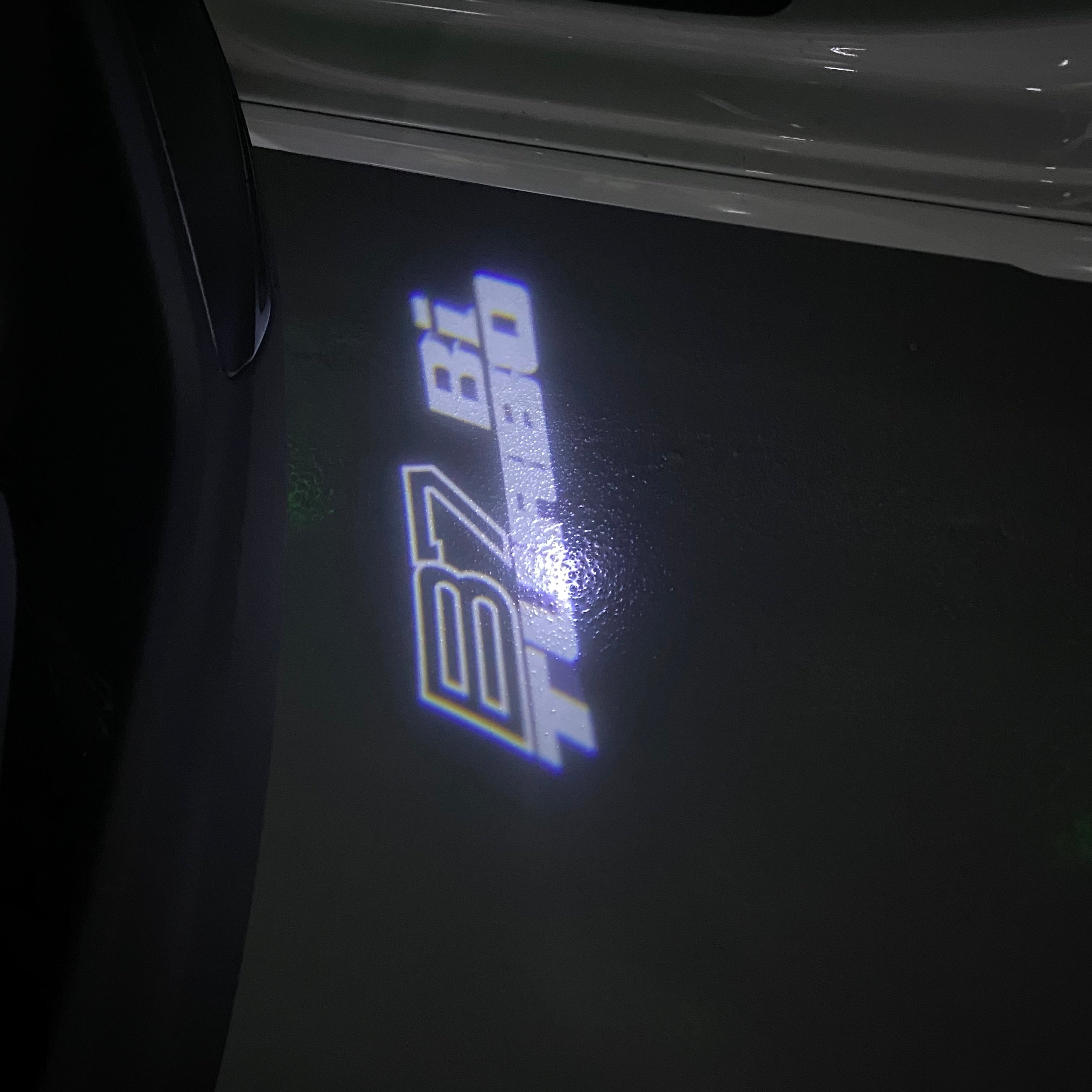 BMW LOGO PROJECTOT LIGHTS Nr.07 (Anzahl 1 = 1 Sätze / 2 Türlichter)