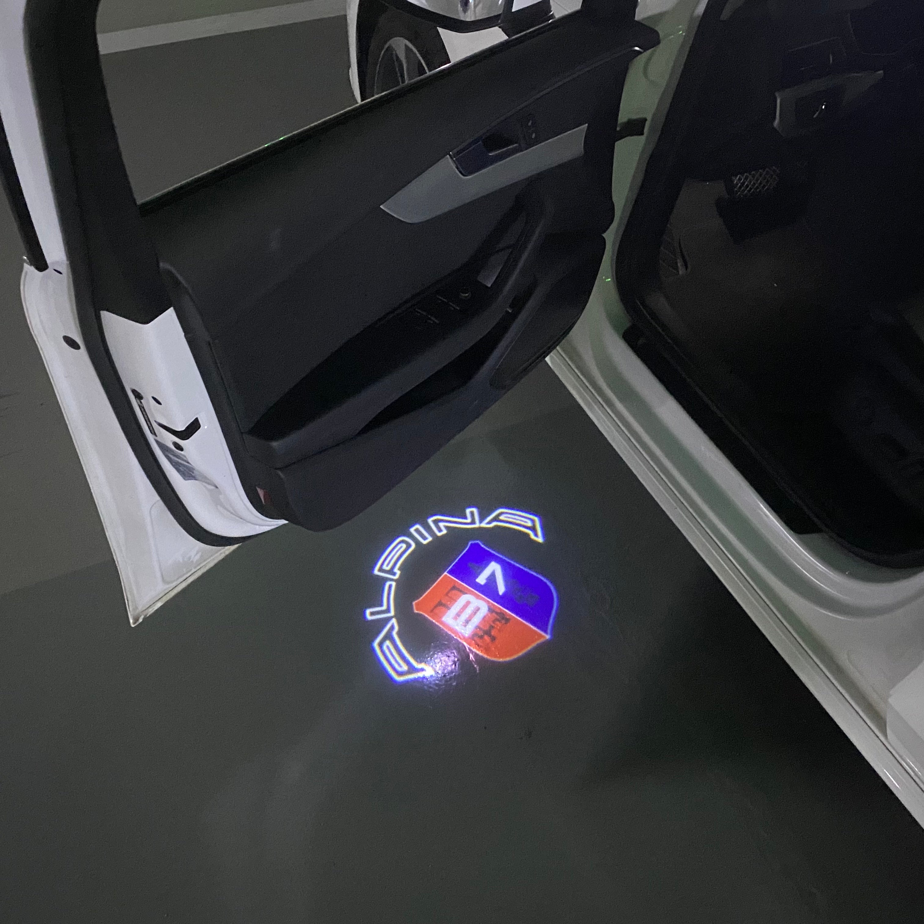 BMW LOGO PROJECTOT LIGHTS Nr.07 (Anzahl 1 = 1 Sätze / 2 Türlichter)