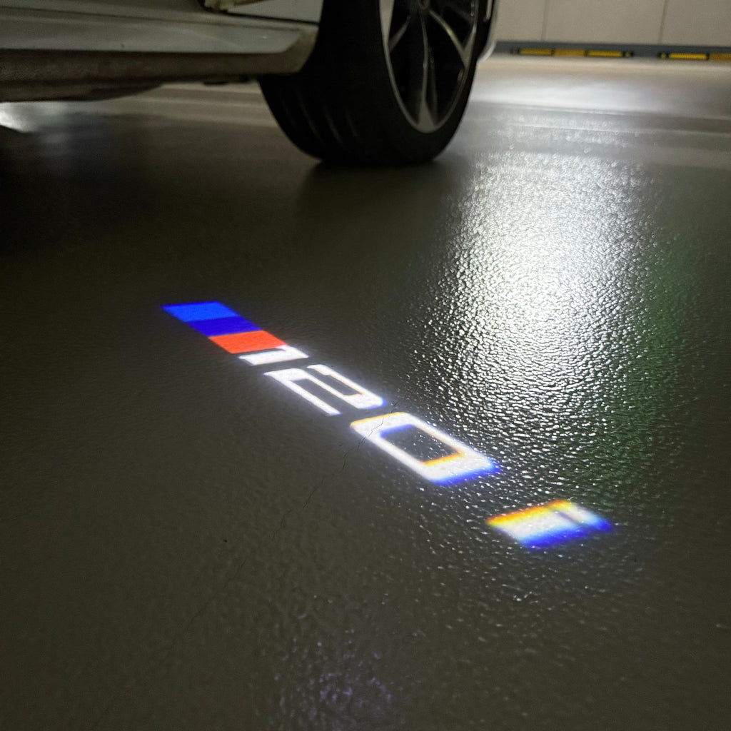 BMW M3 LOGO PROJECTOR LIGHTS Nr.24 (الكمية 1 = 1 مجموعة / 2 أضواء باب)