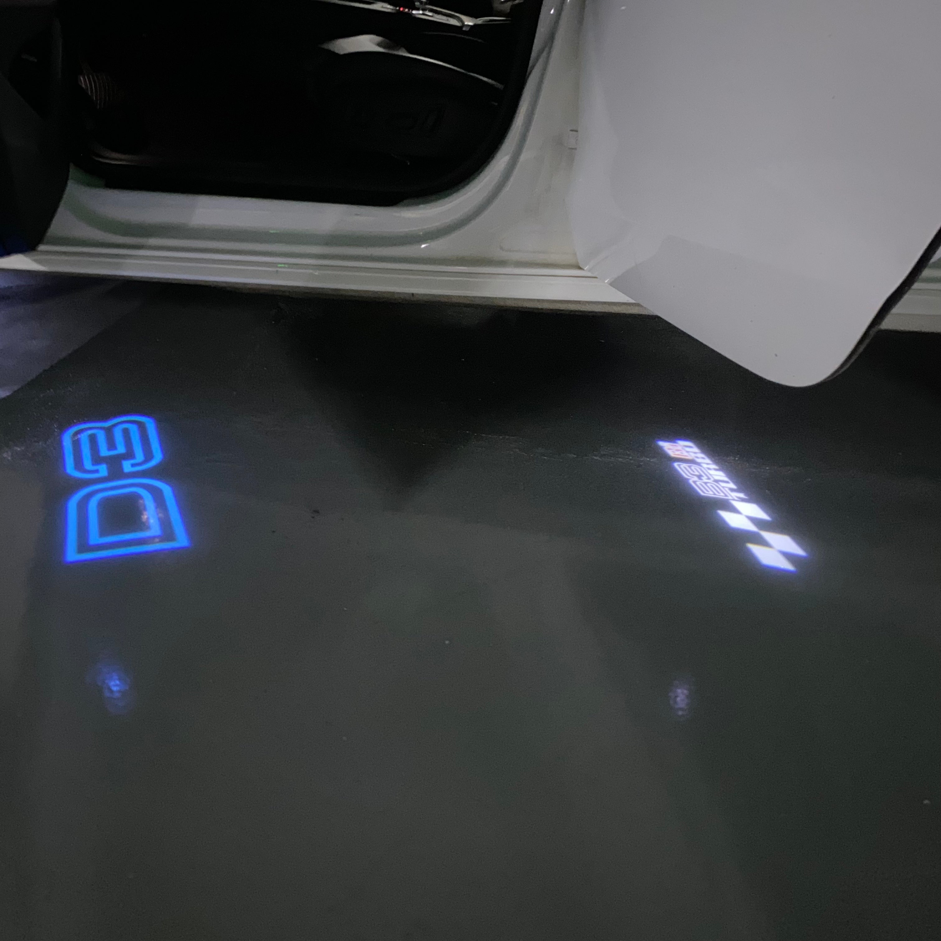 BMW LOGO PROJECTOT LIGHTS Nr.07 (Anzahl 1 = 1 Sätze / 2 Türlichter)