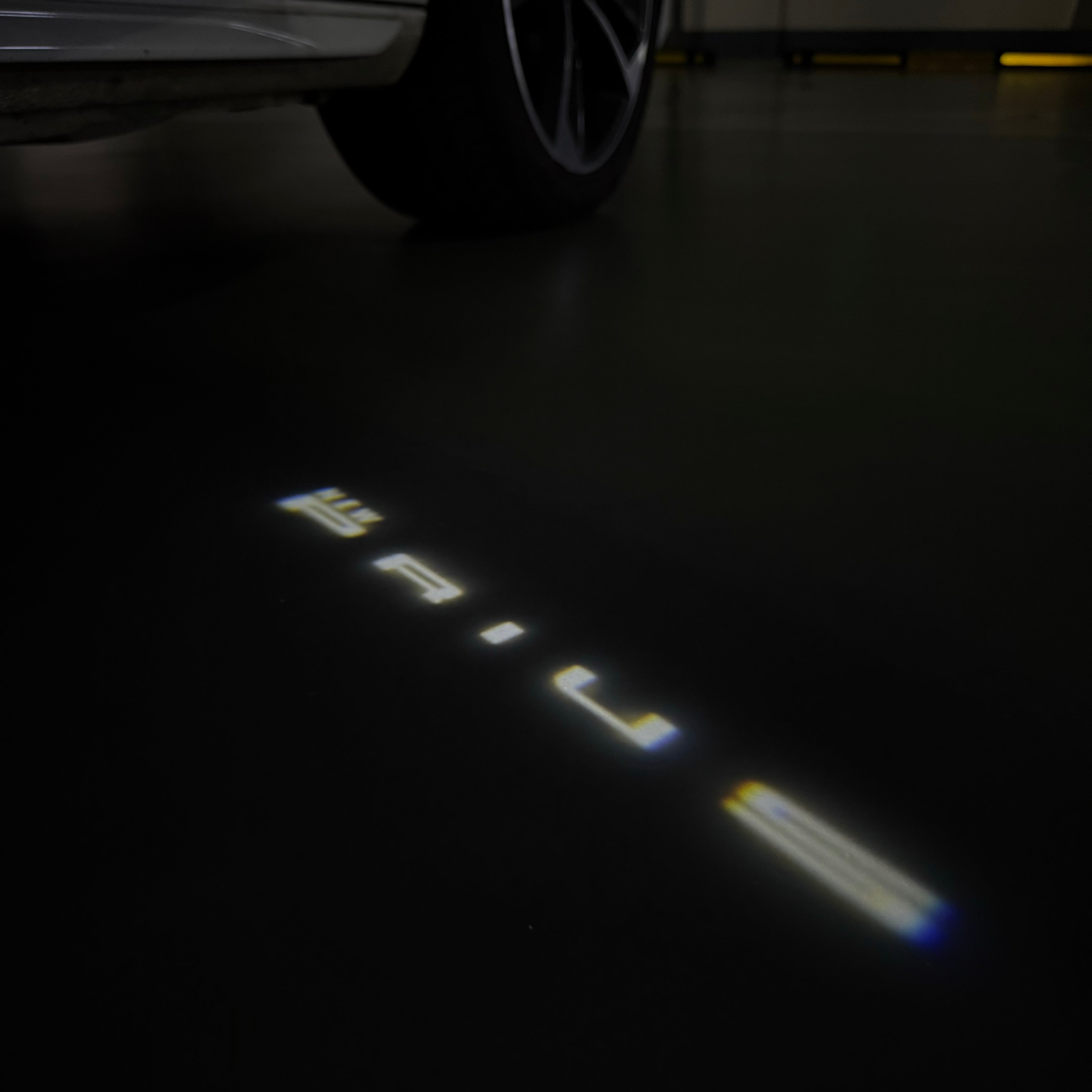 Toyota LOGO PROJECROTR LIGHTS Nr.02 (quantité 1 = 1 ensembles / 2 feux de porte)