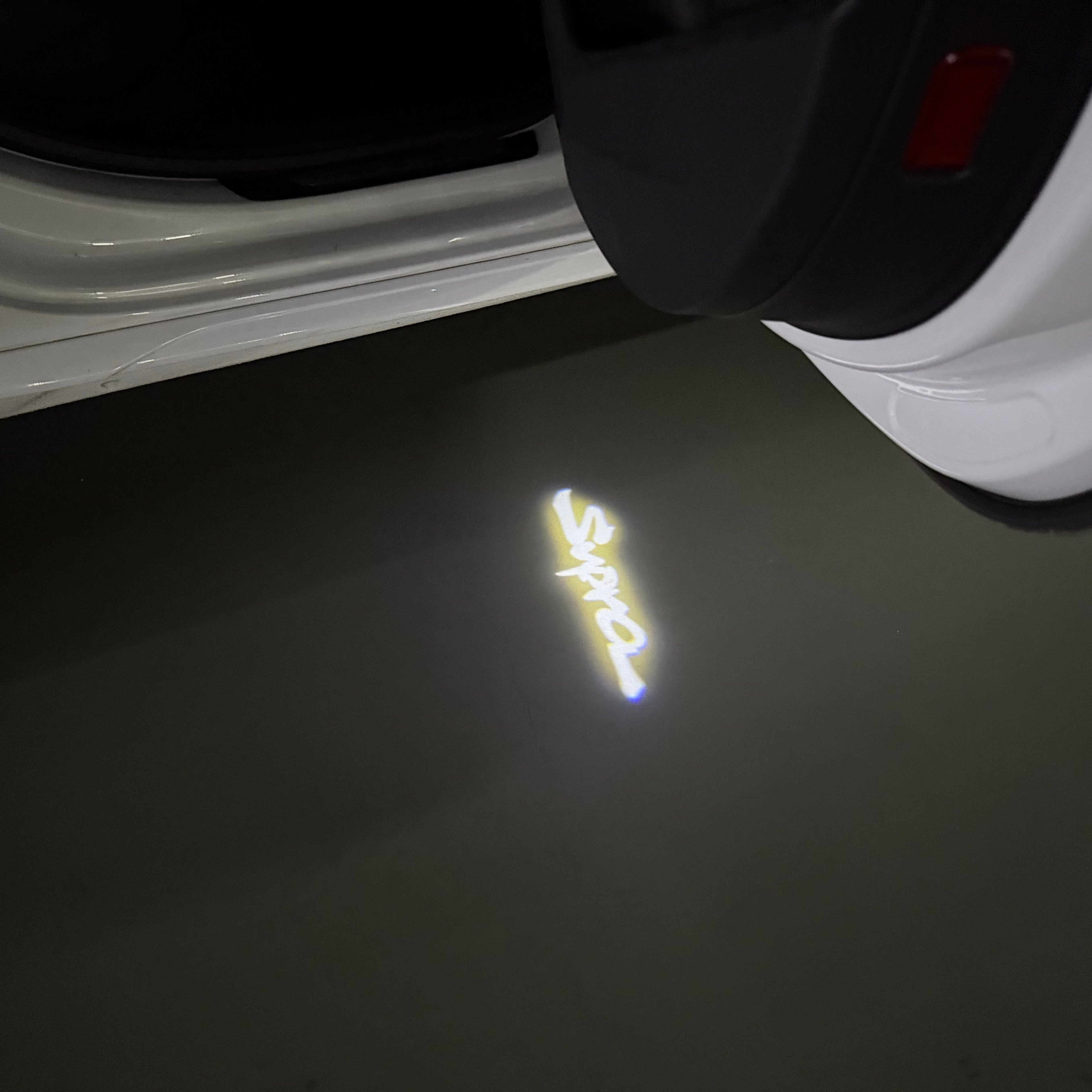 Toyota LOGO PROJECROTR LIGHTS Nr.02 (quantité 1 = 1 ensembles / 2 feux de porte)
