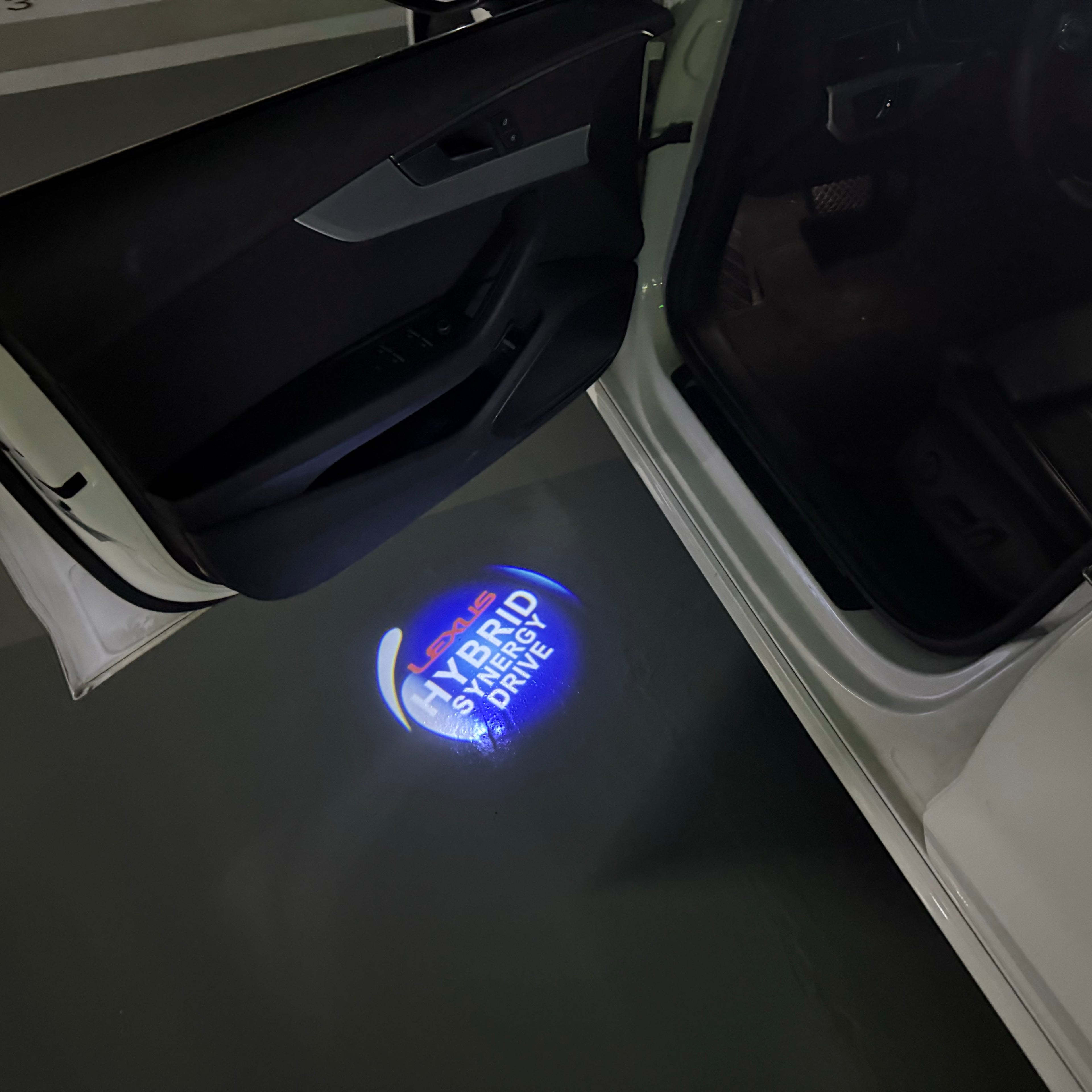 LEXUS LOGO PROJECROTR LIGHTS Nr.01 (quantità 1 = 1 set / 2 luci porta)