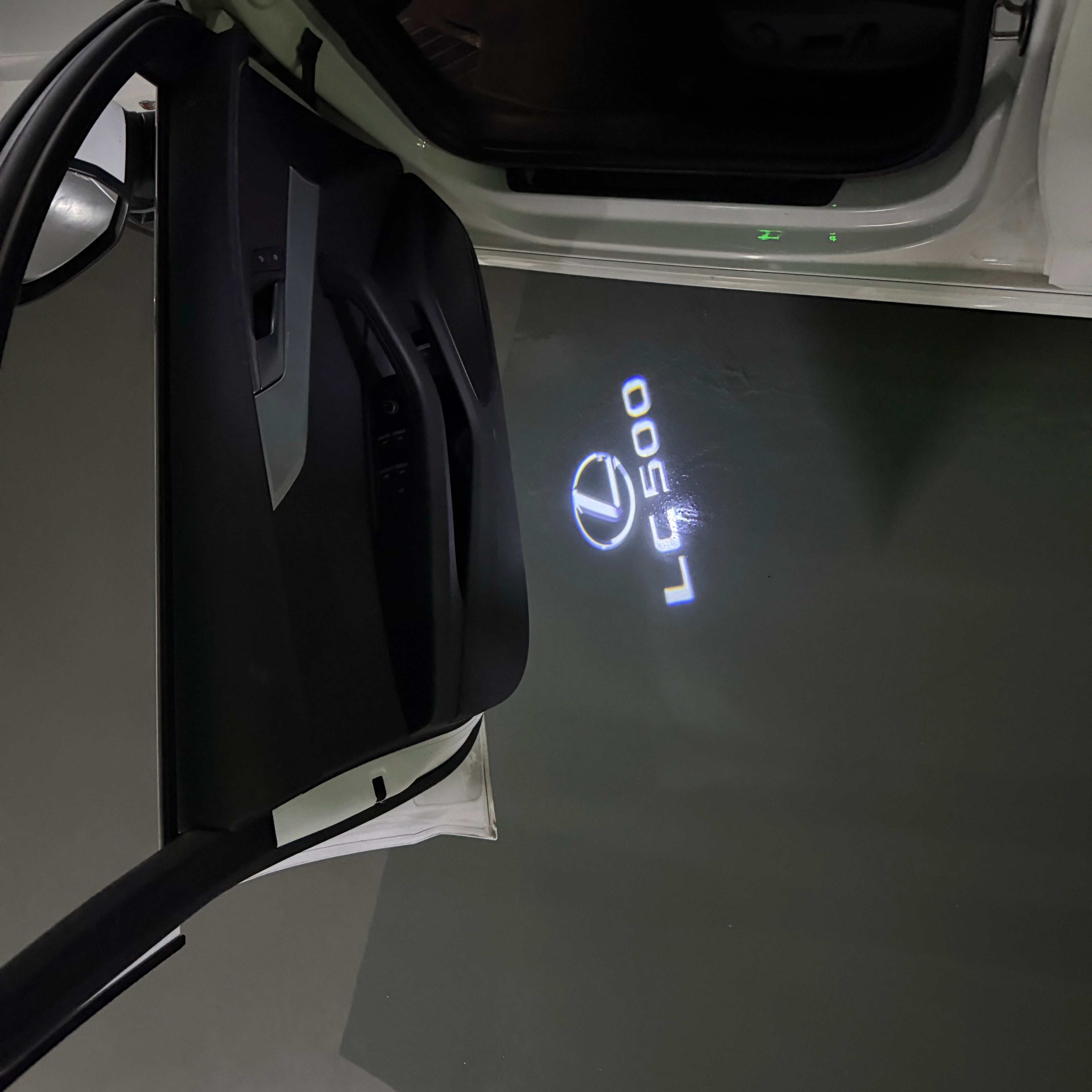 LEXUS LOGO PROJECROTR LIGHTS Nr.01 (quantità 1 = 1 set / 2 luci porta)
