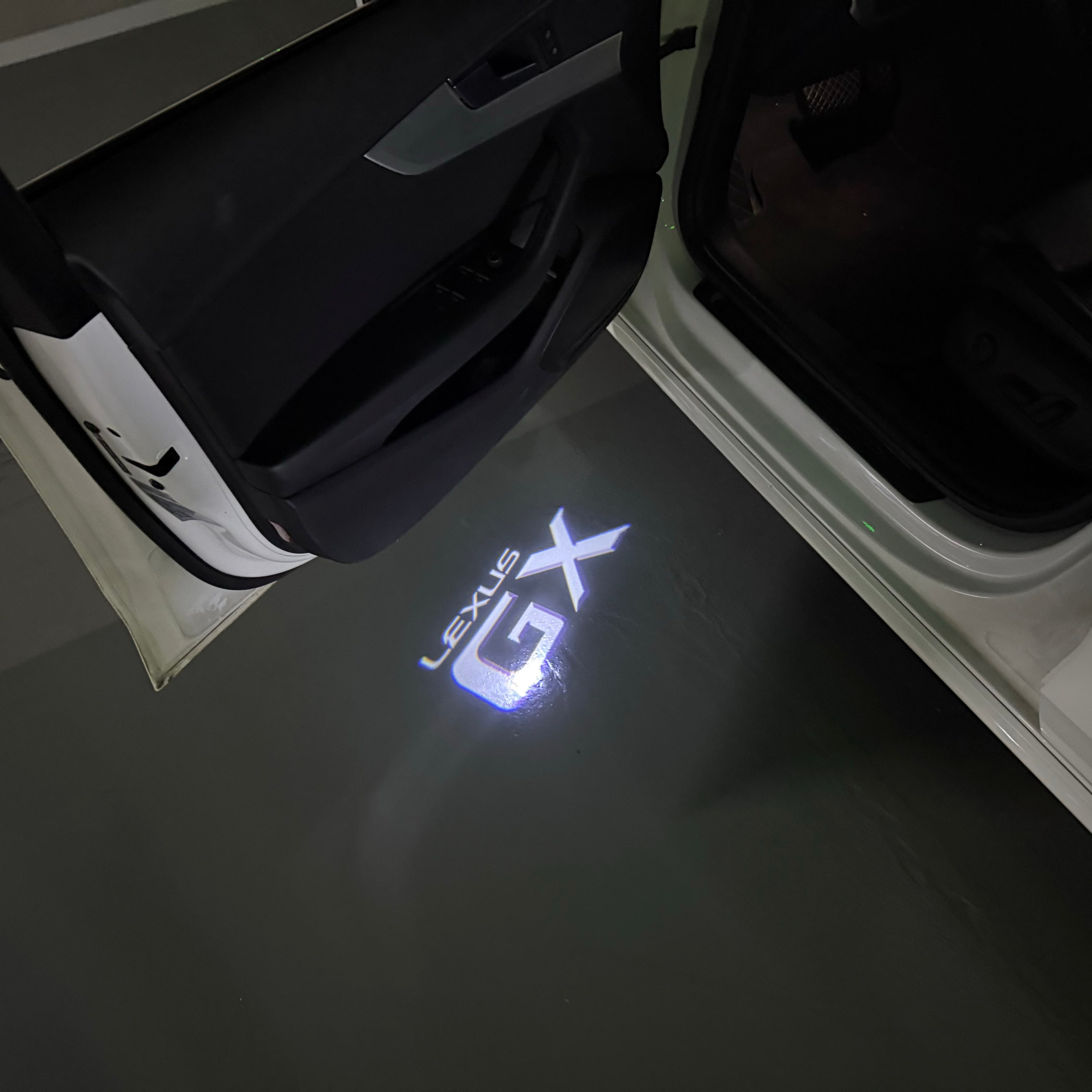 LEXUS LOGO PROJECROTR LIGHTS Nr.01 (quantità 1 = 1 set / 2 luci porta)