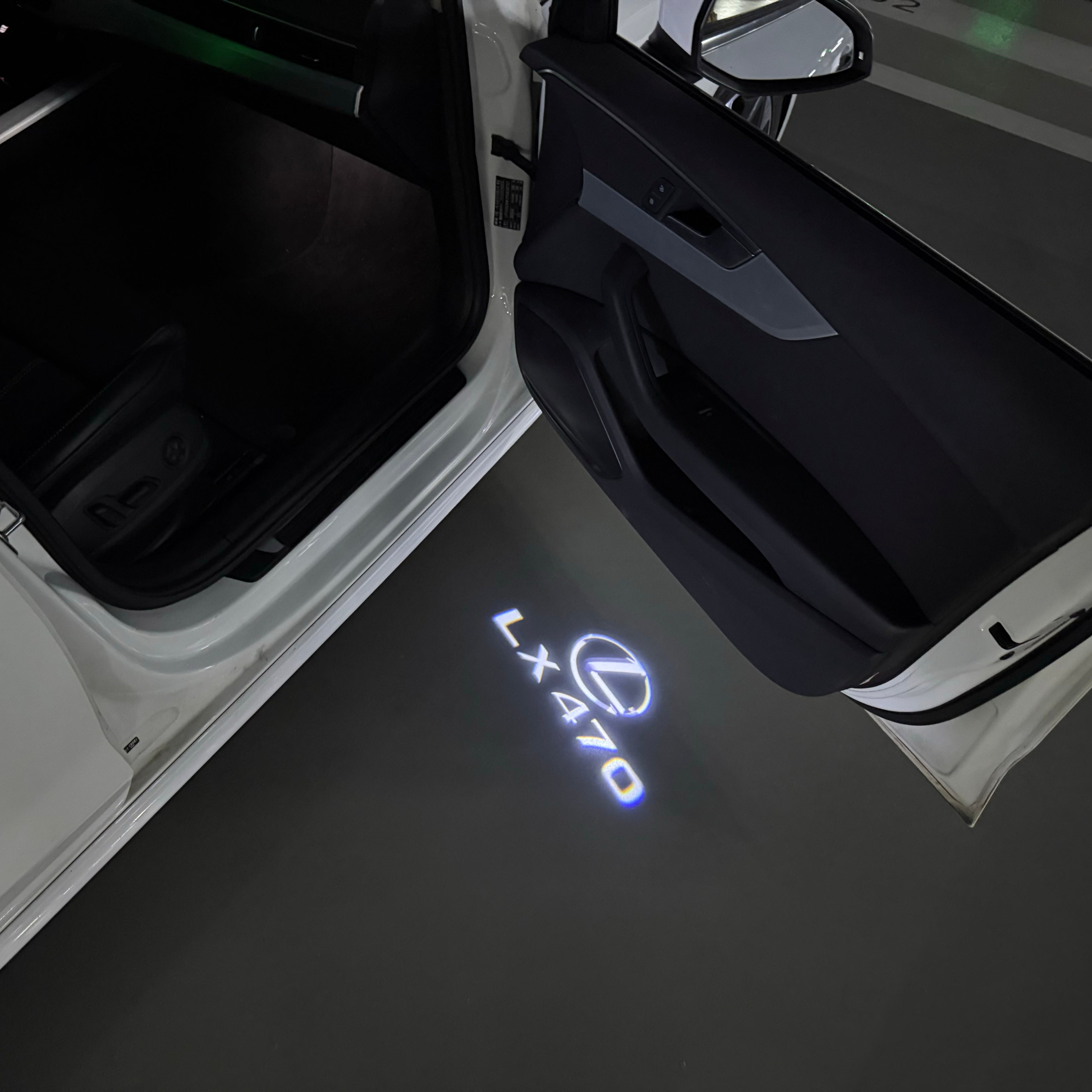 LEXUS LOGO PROJECROTR LIGHTS Nr.01 (quantità 1 = 1 set / 2 luci porta)