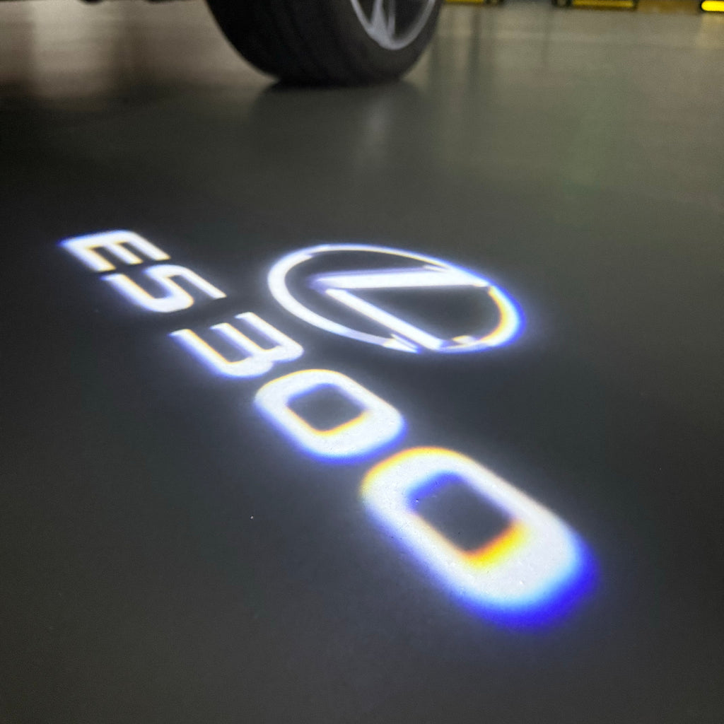 LEXUS LOGO PROJECROTR LIGHTS Nr.01 (Menge 1 = 1 Sets/2 Türleuchten)
