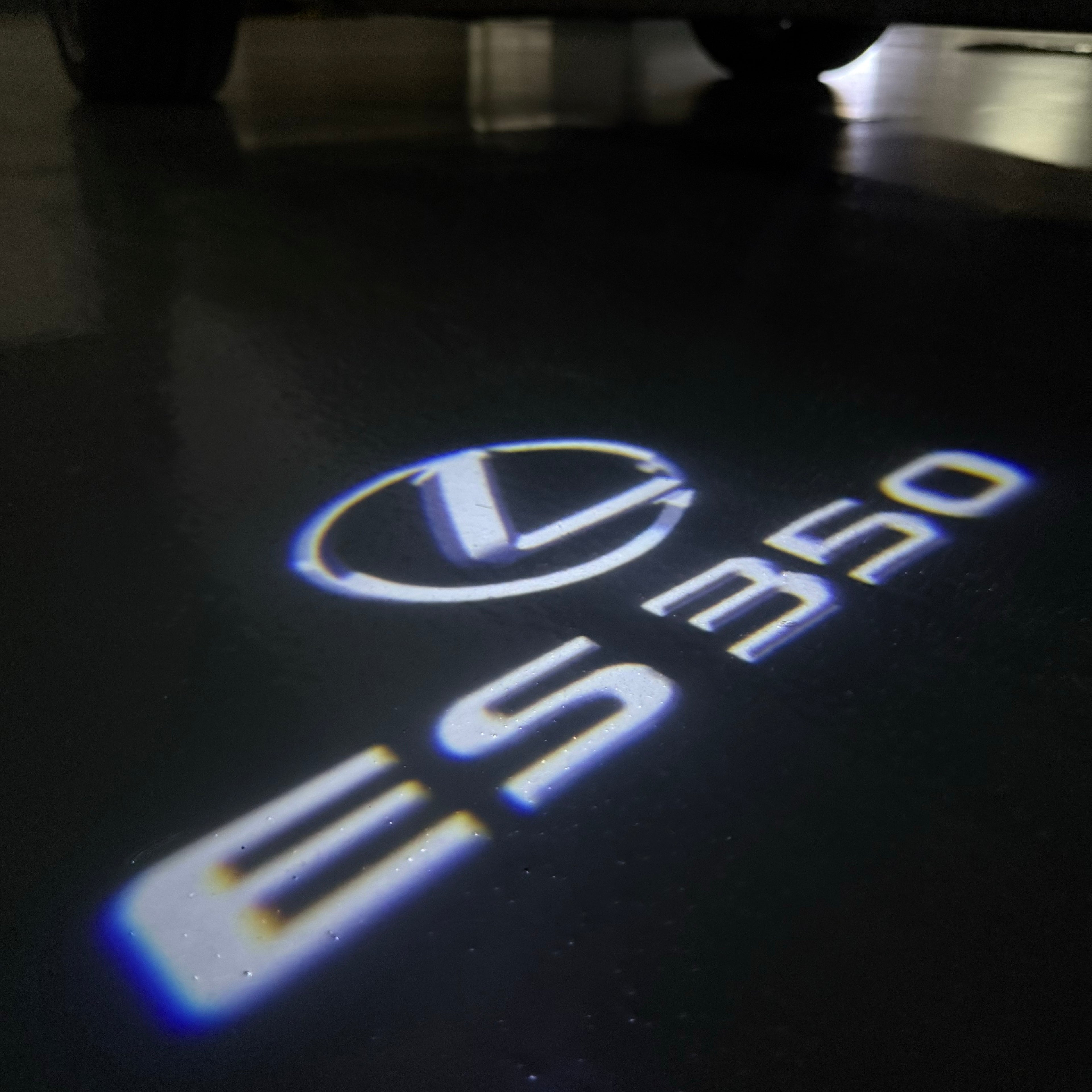 LEXUS   ES 350 LOGO PROJECROTR LIGHTS (quantity 1 = 1 sets/2 door lights)Nr.01a83