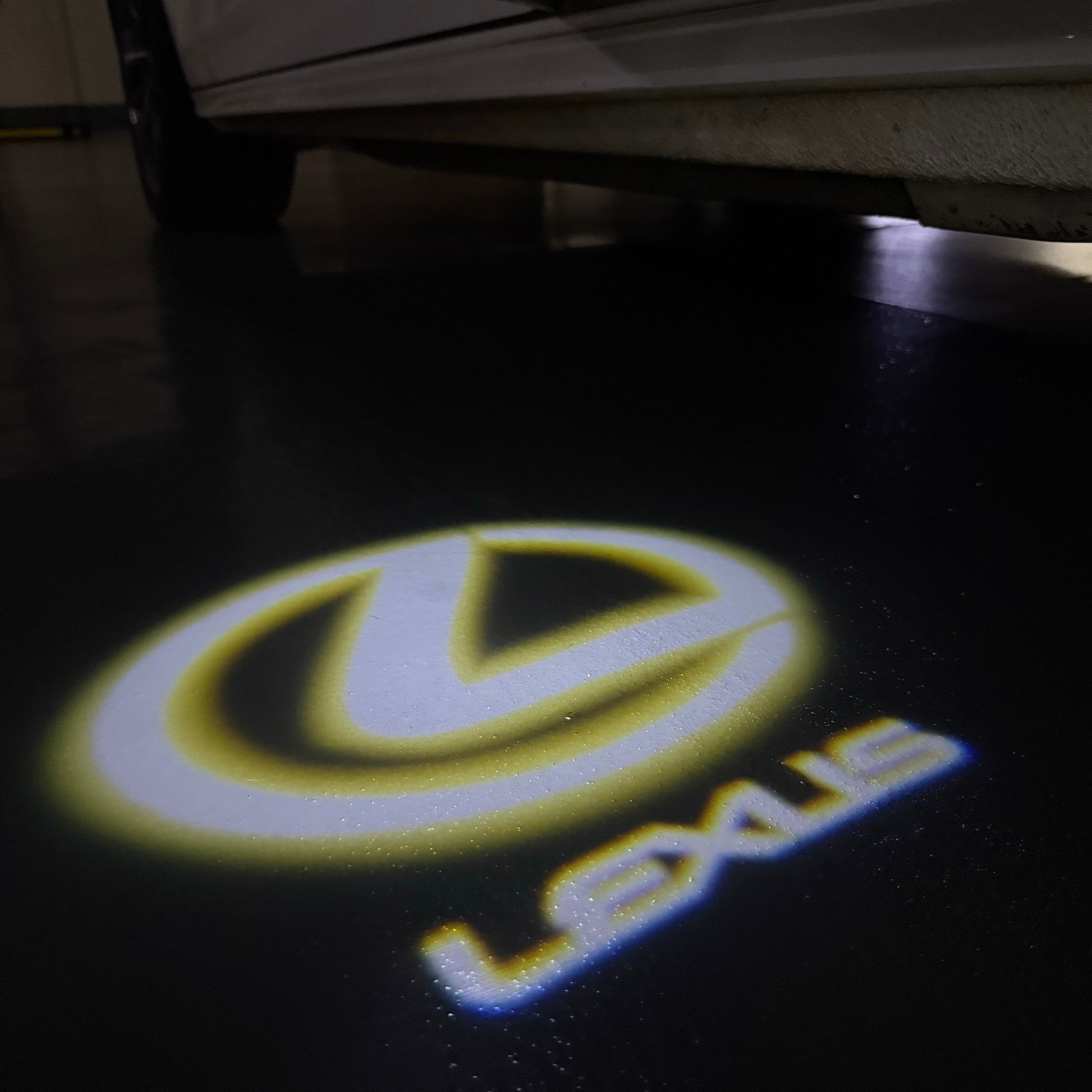 LEXUS LOGO PROJECROTR LIGHTS Nr.01 (quantità 1 = 1 set / 2 luci porta)