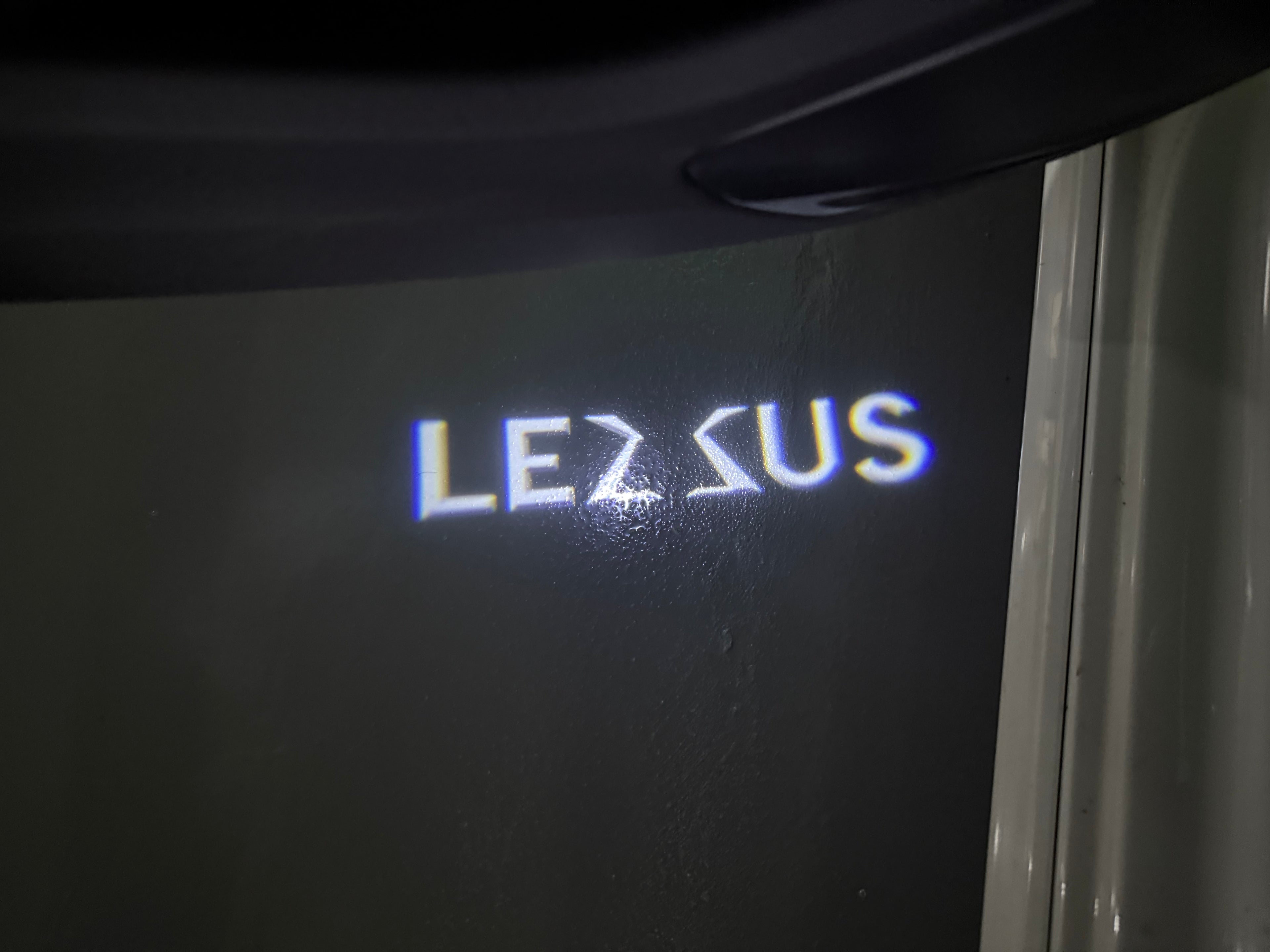 LEXUS LOGO PROJECROTR LIGHTS Nr.01 (quantità 1 = 1 set / 2 luci porta)