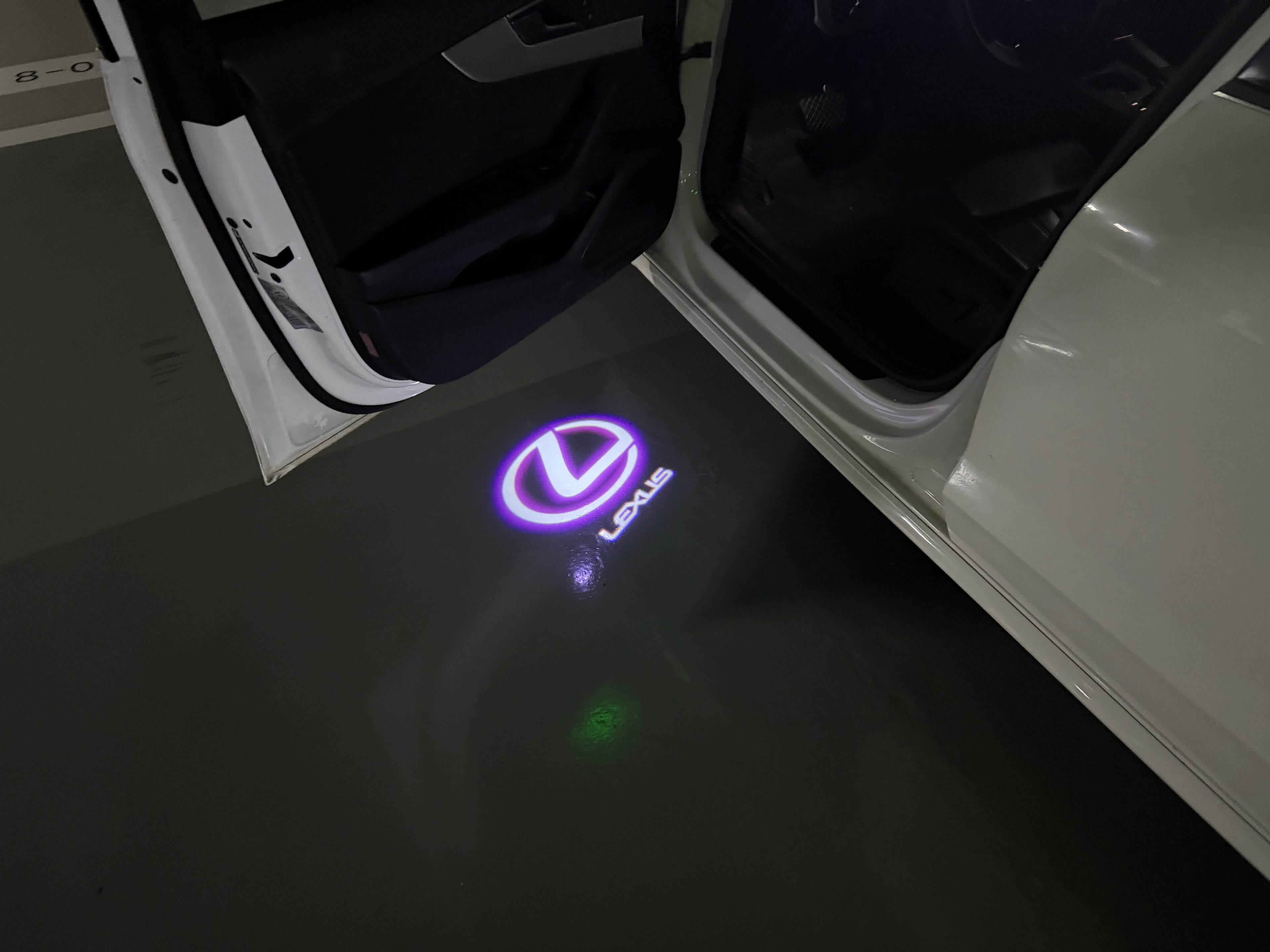 LEXUS LOGO PROJECROTR LIGHTS Nr.01 (quantità 1 = 1 set / 2 luci porta)