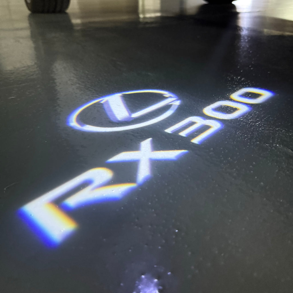 LEXUS LOGO PROJECTOR LIGHTS Nr.01 (الكمية 1 = 1 مجموعة / 2 أضواء باب)