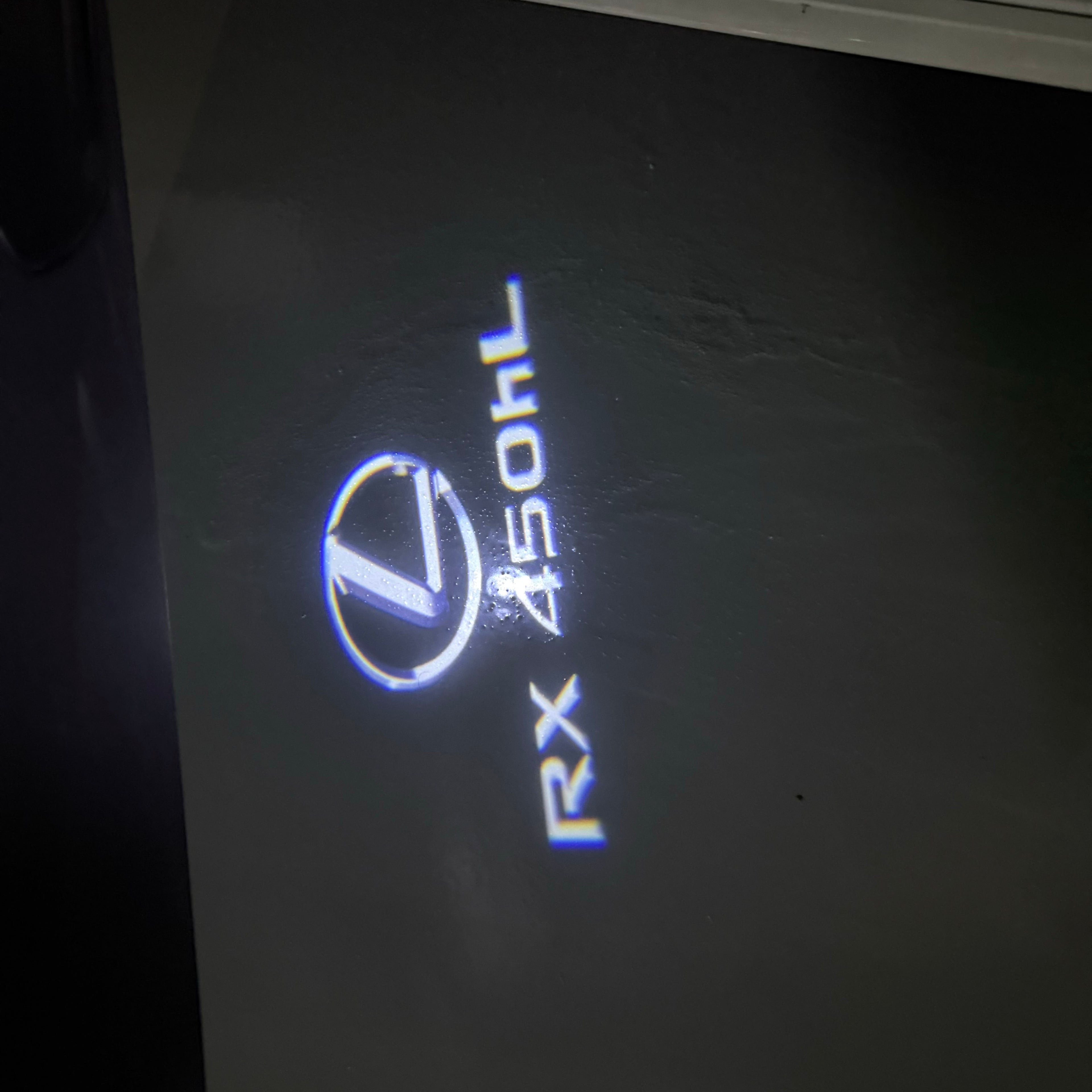 LEXUS  RX 450hL LOGO PROJECROTR LIGHTS (quantity 1 = 1 sets/2 door lights)Nr.01a8