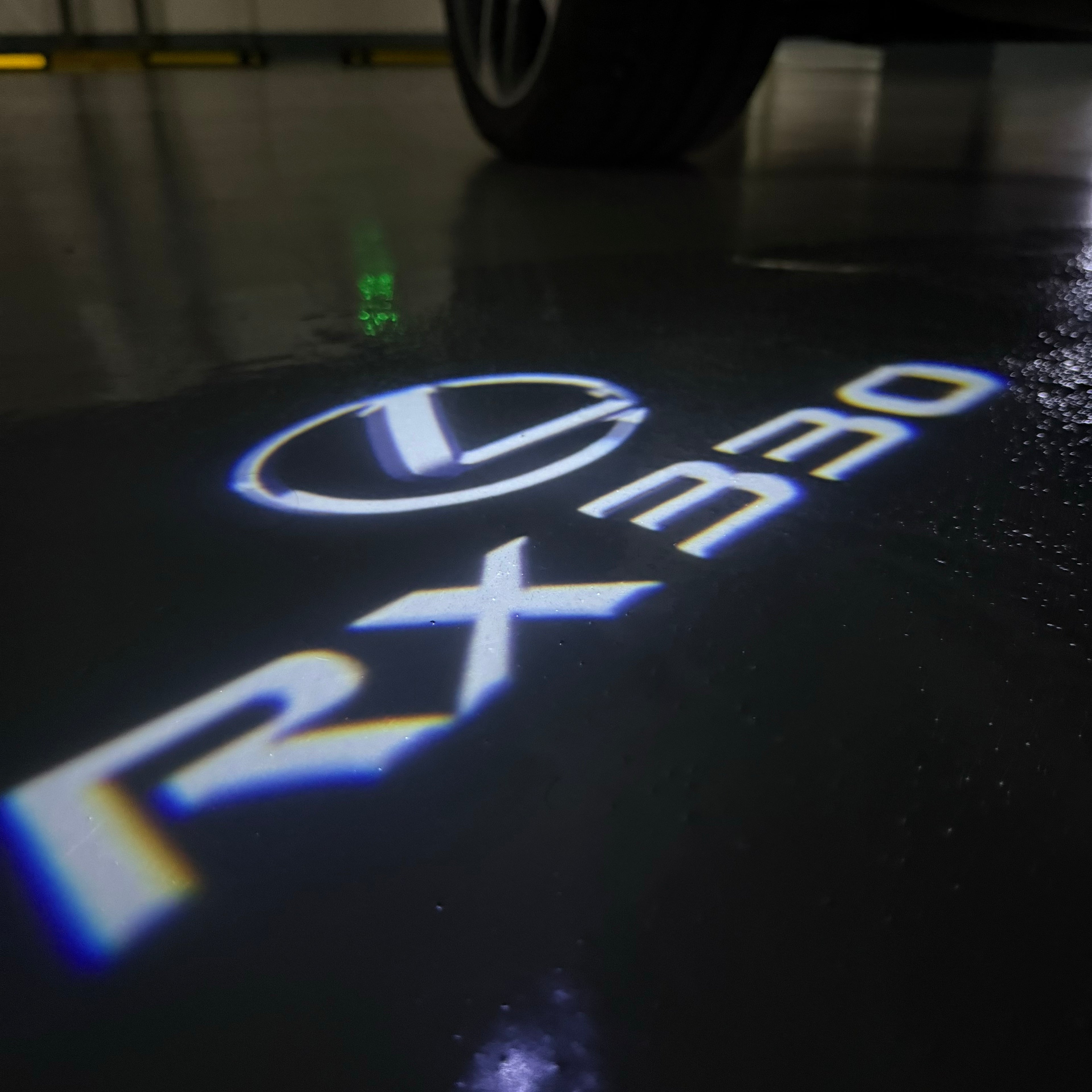LEXUS  RX 330 LOGO PROJECROTR LIGHTS (quantity 1 = 1 sets/2 door lights)Nr.01a11