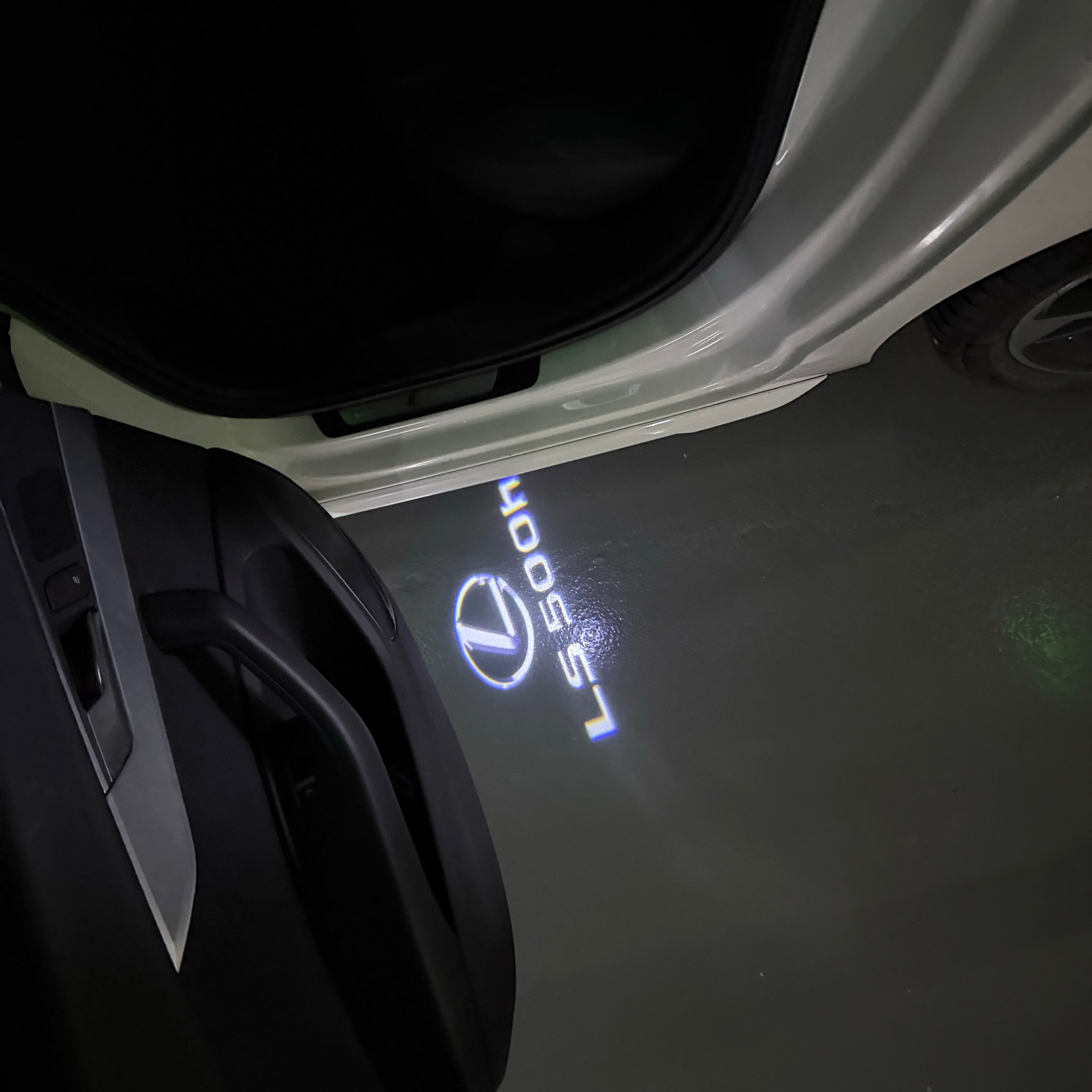 LEXUS LOGO PROJECROTR LIGHTS Nr.01 (quantità 1 = 1 set / 2 luci porta)