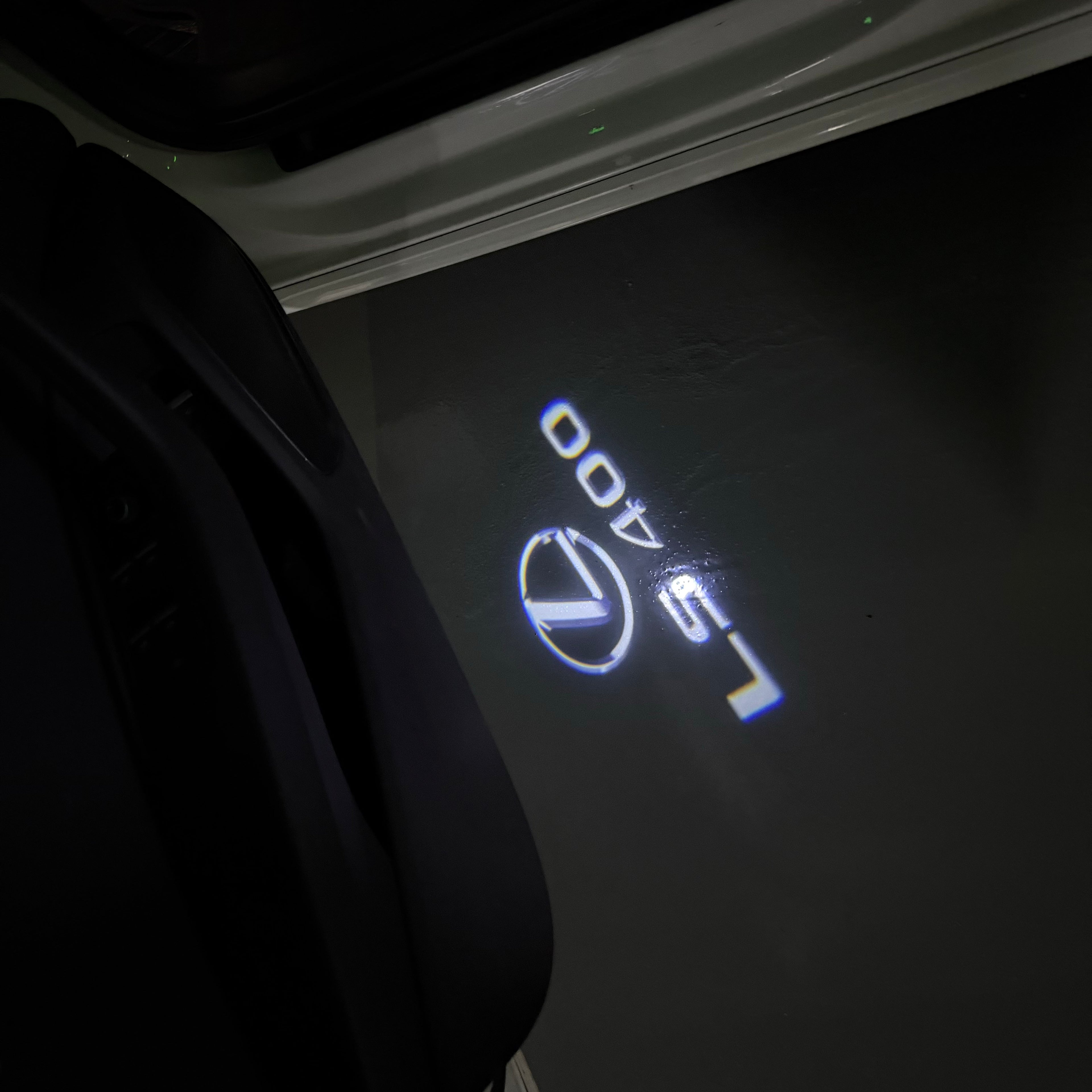 LEXUS LOGO PROJECROTR LIGHTS Nr.01 (quantità 1 = 1 set / 2 luci porta)