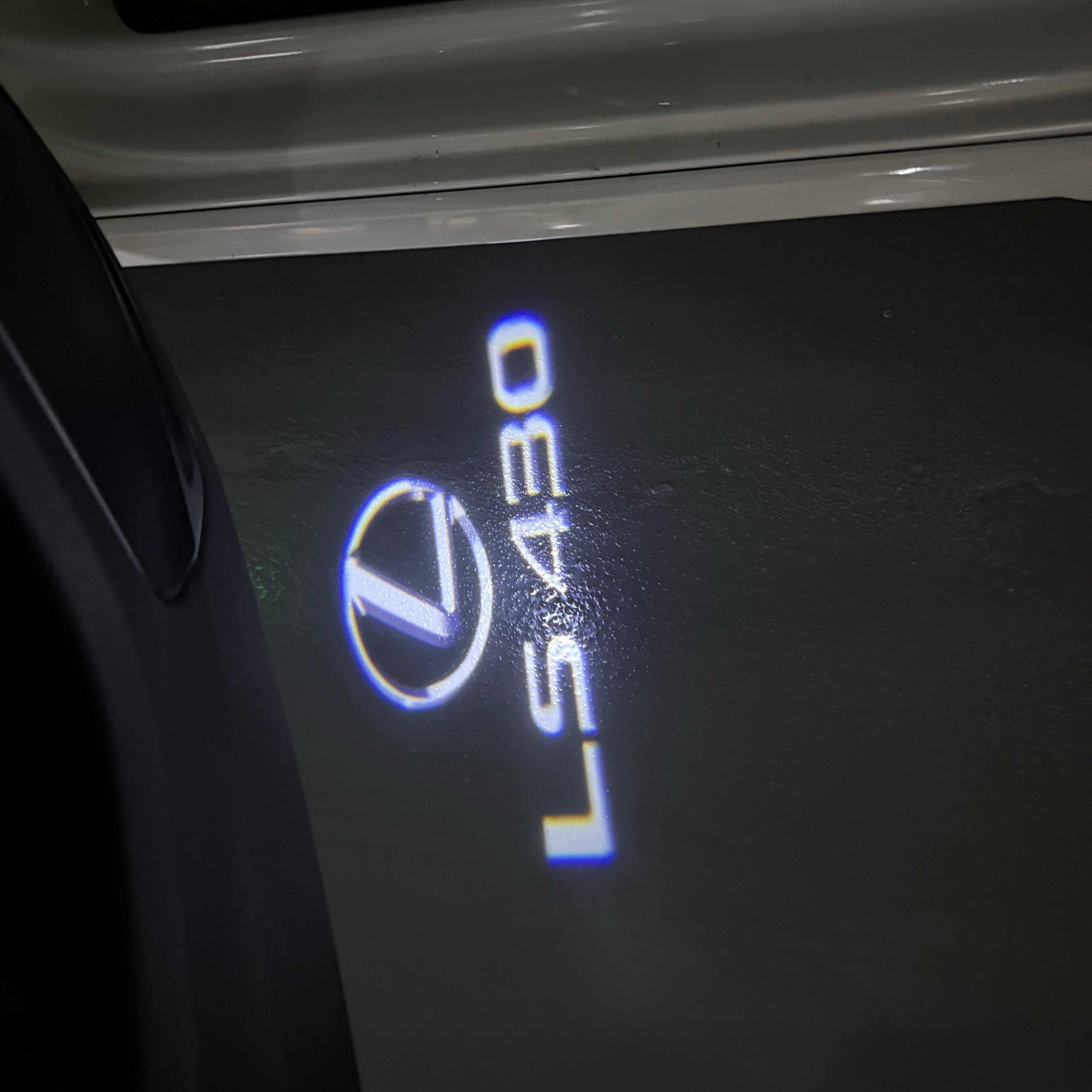 LEXUS LOGO PROJECROTR LIGHTS Nr.01 (quantità 1 = 1 set / 2 luci porta)